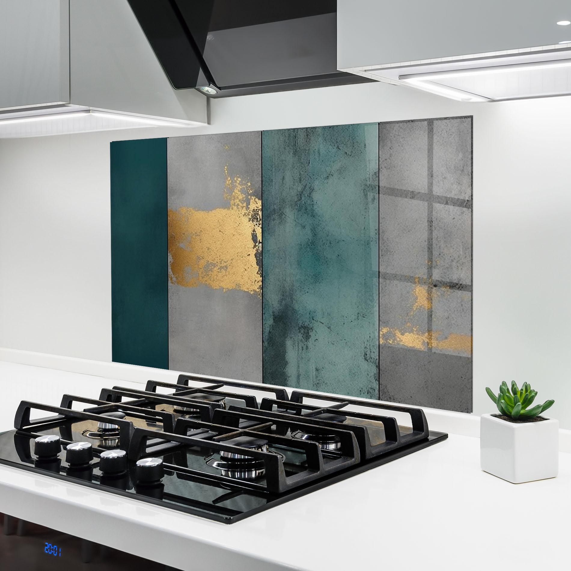 Konyhai üveg hátfal Green Colors With Gold mockup 6