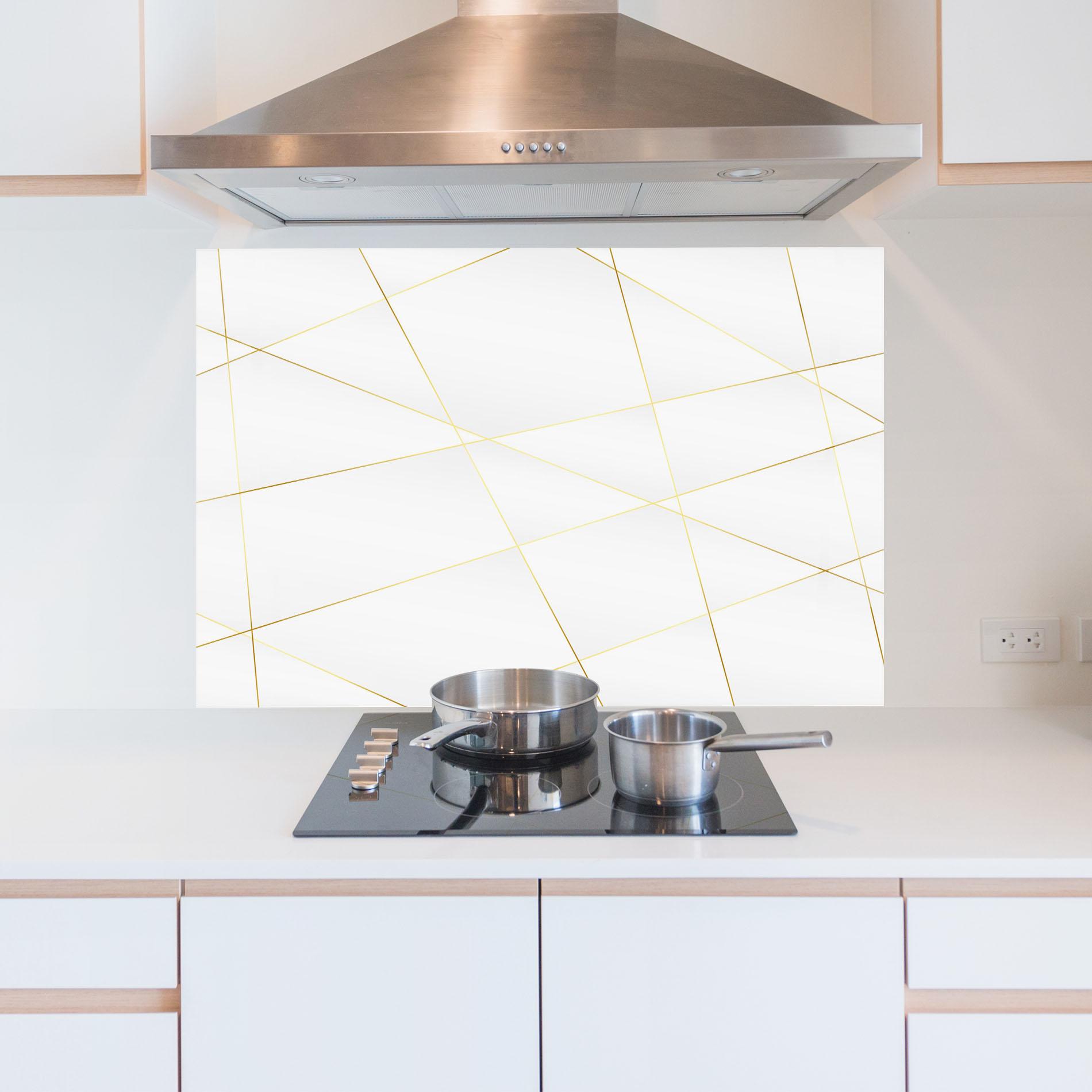 Konyhai üveg hátfal Golden Line White mockup 5