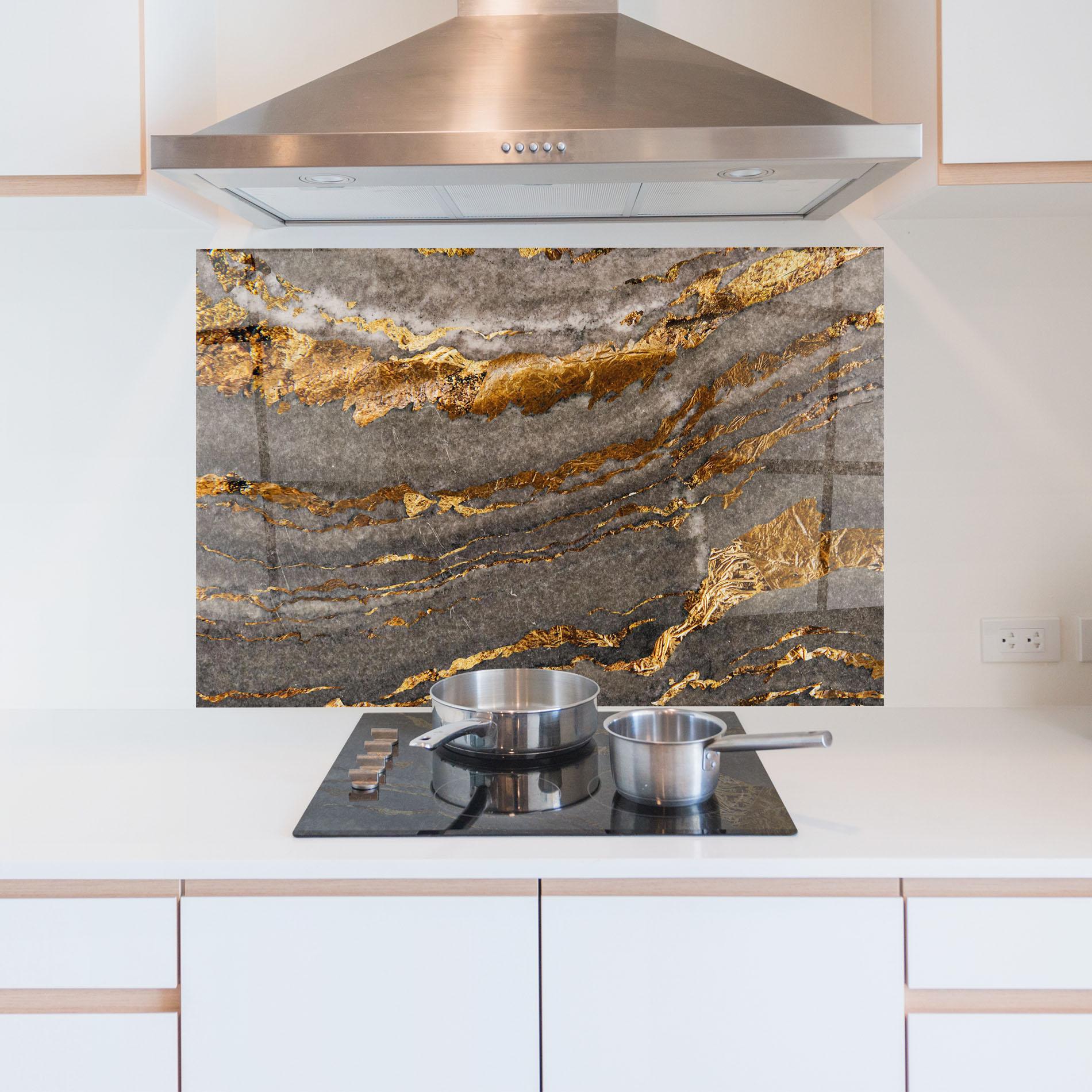 Konyhai üveg hátfal Gold Paper Marble mockup 5