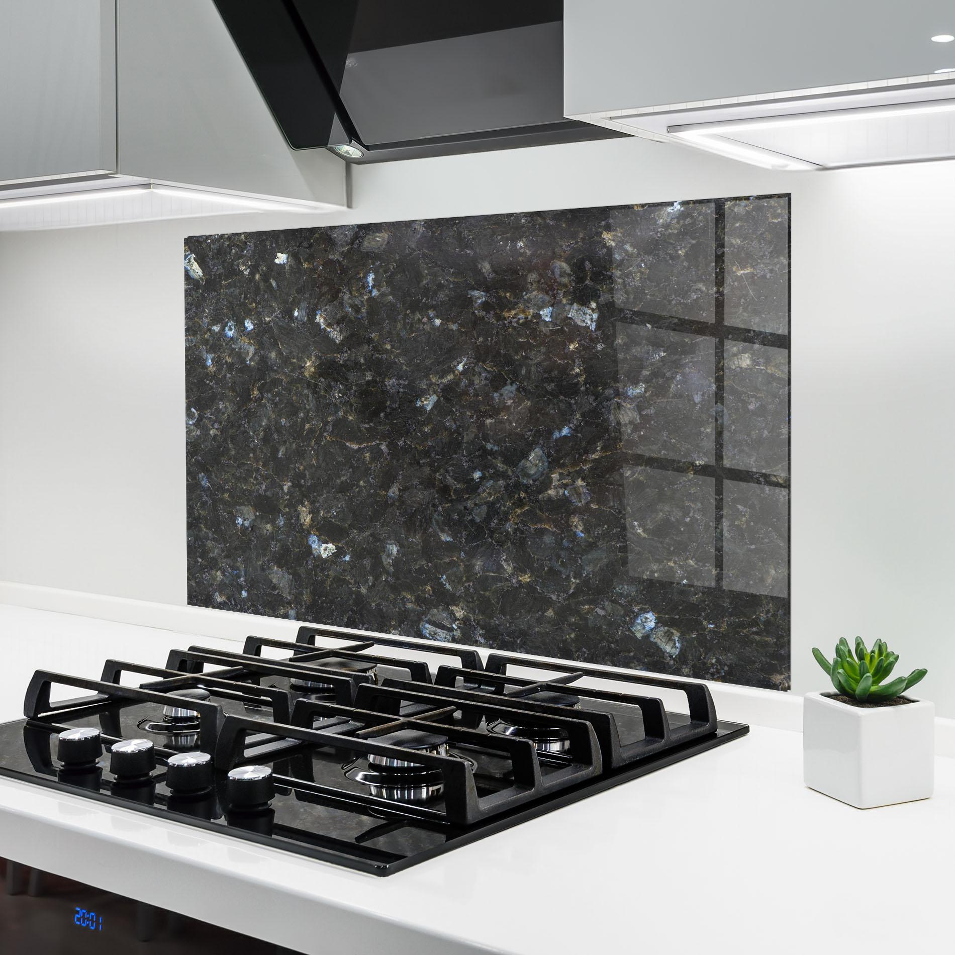 Konyhai üveg hátfal Dark Grey Marble mockup 6