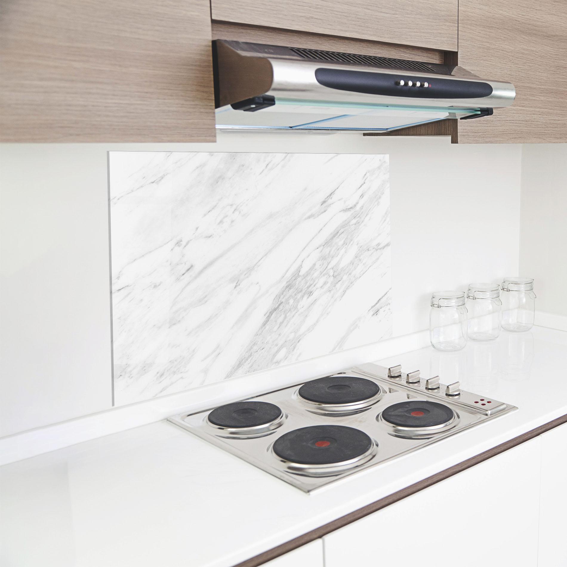 Konyhai üveg hátfal Light Grey Marble mockup 8