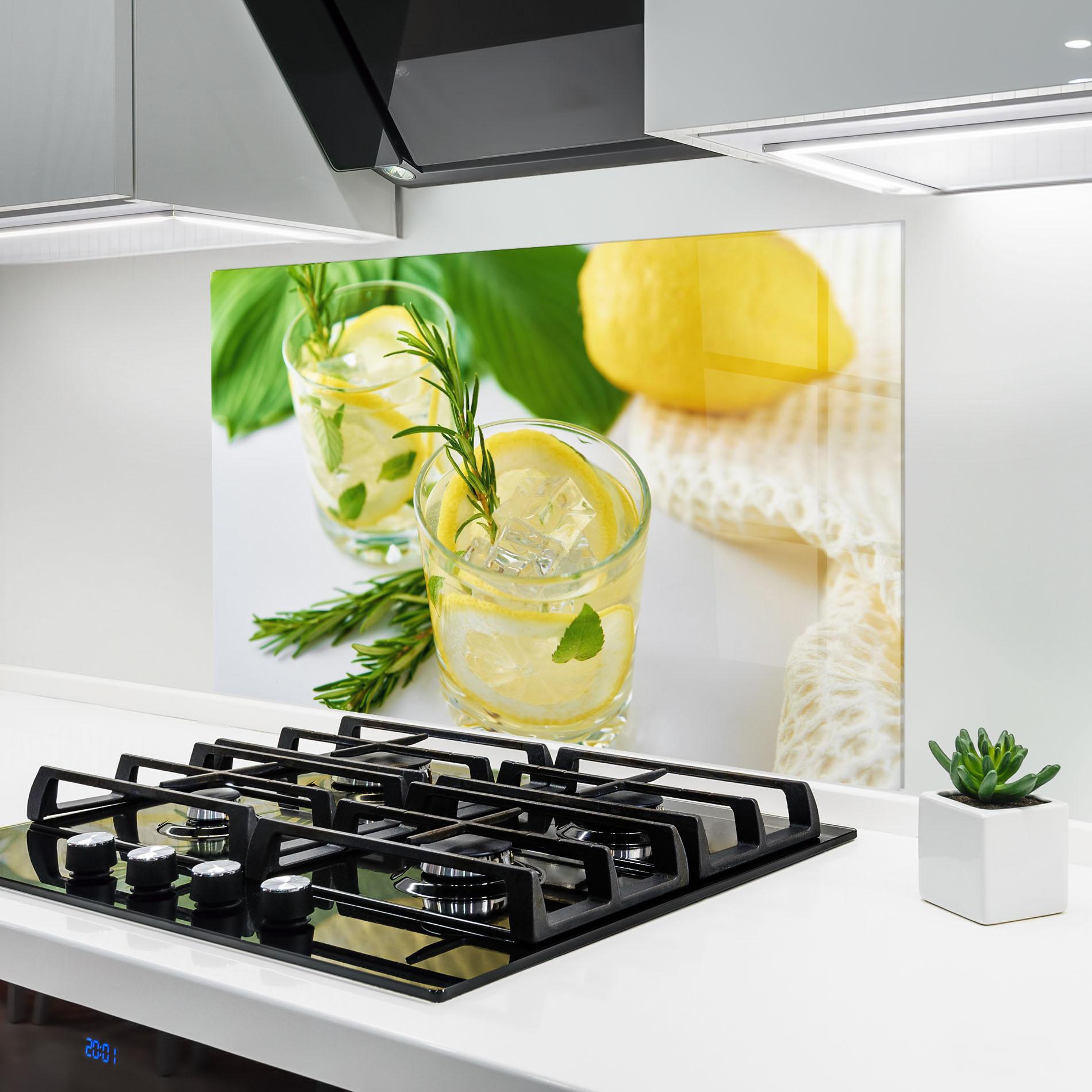 Konyhai üveg hátfal Lemon Rosemary Drink mockup 6