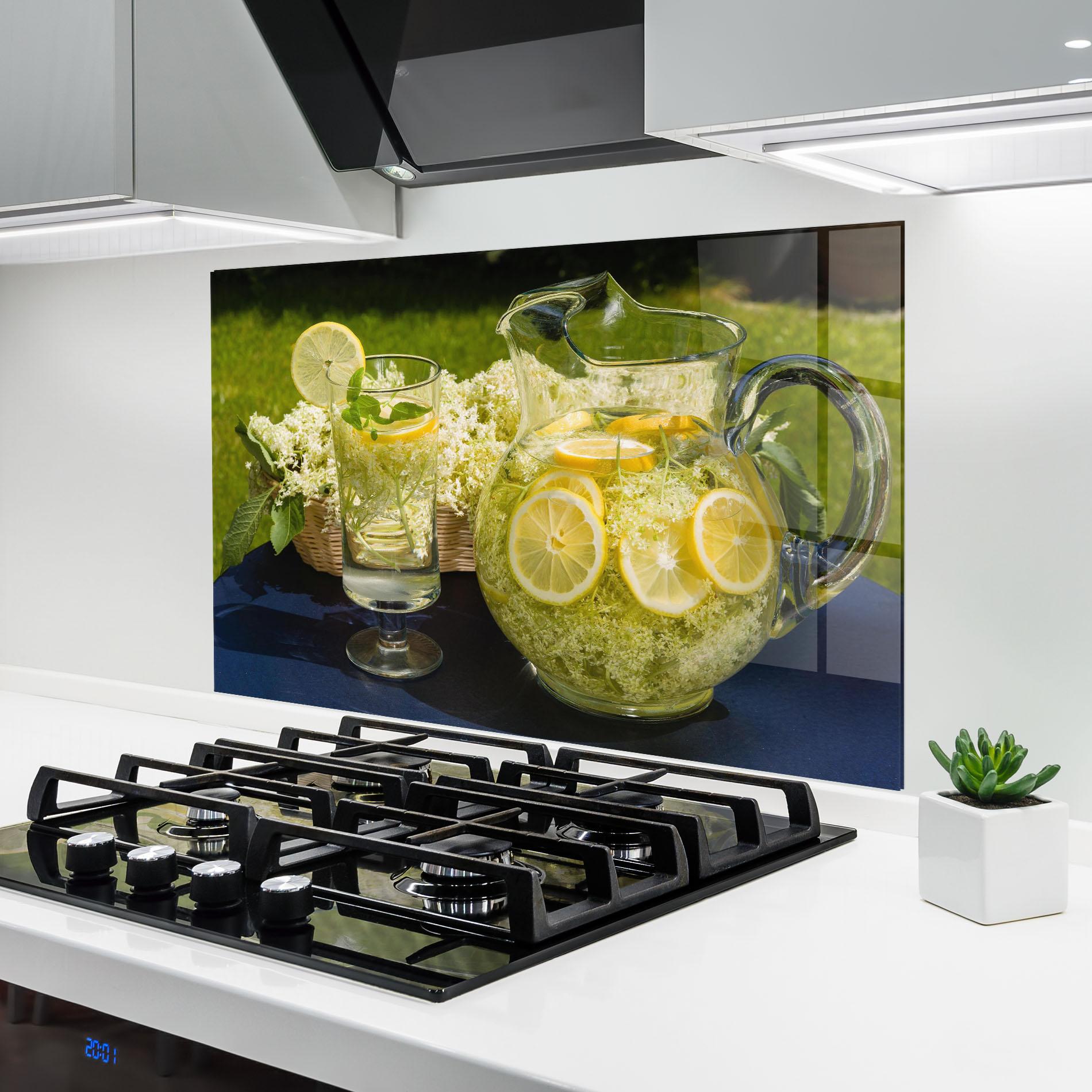 Konyhai üveg hátfal Lemonade Outside mockup 6