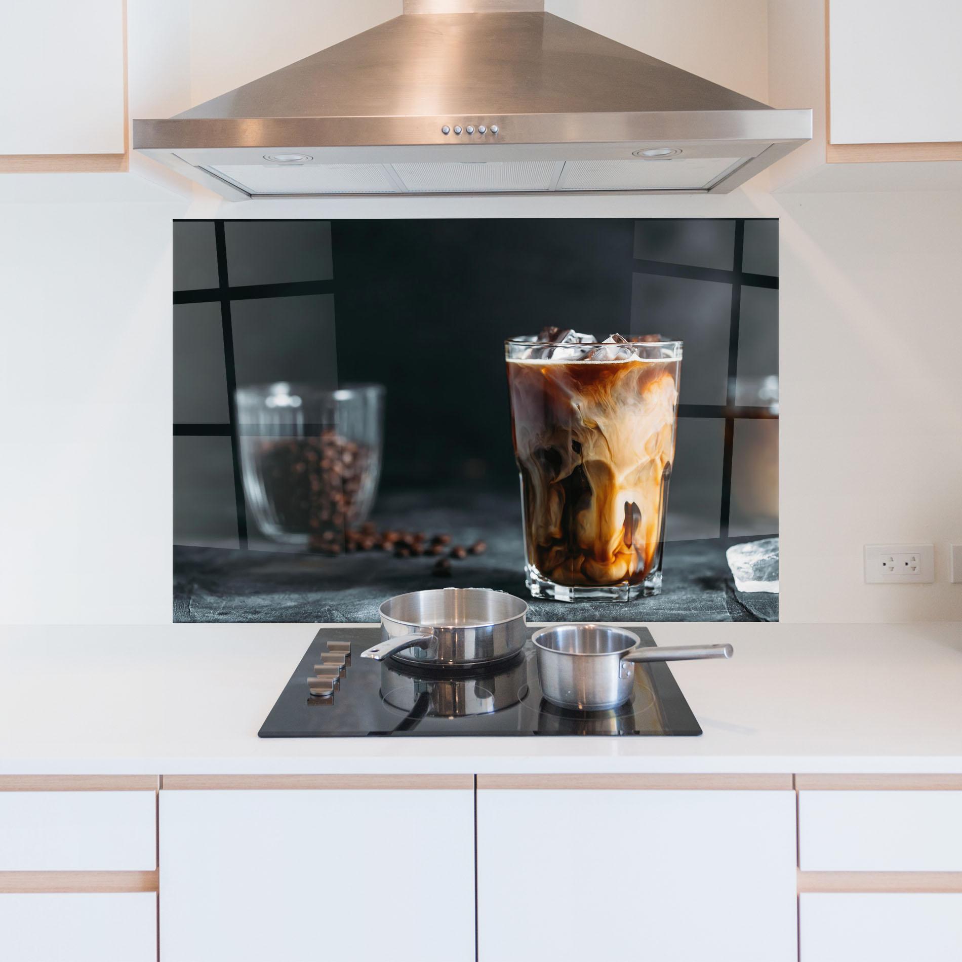 Konyhai üveg hátfal Iced Coffee mockup 5