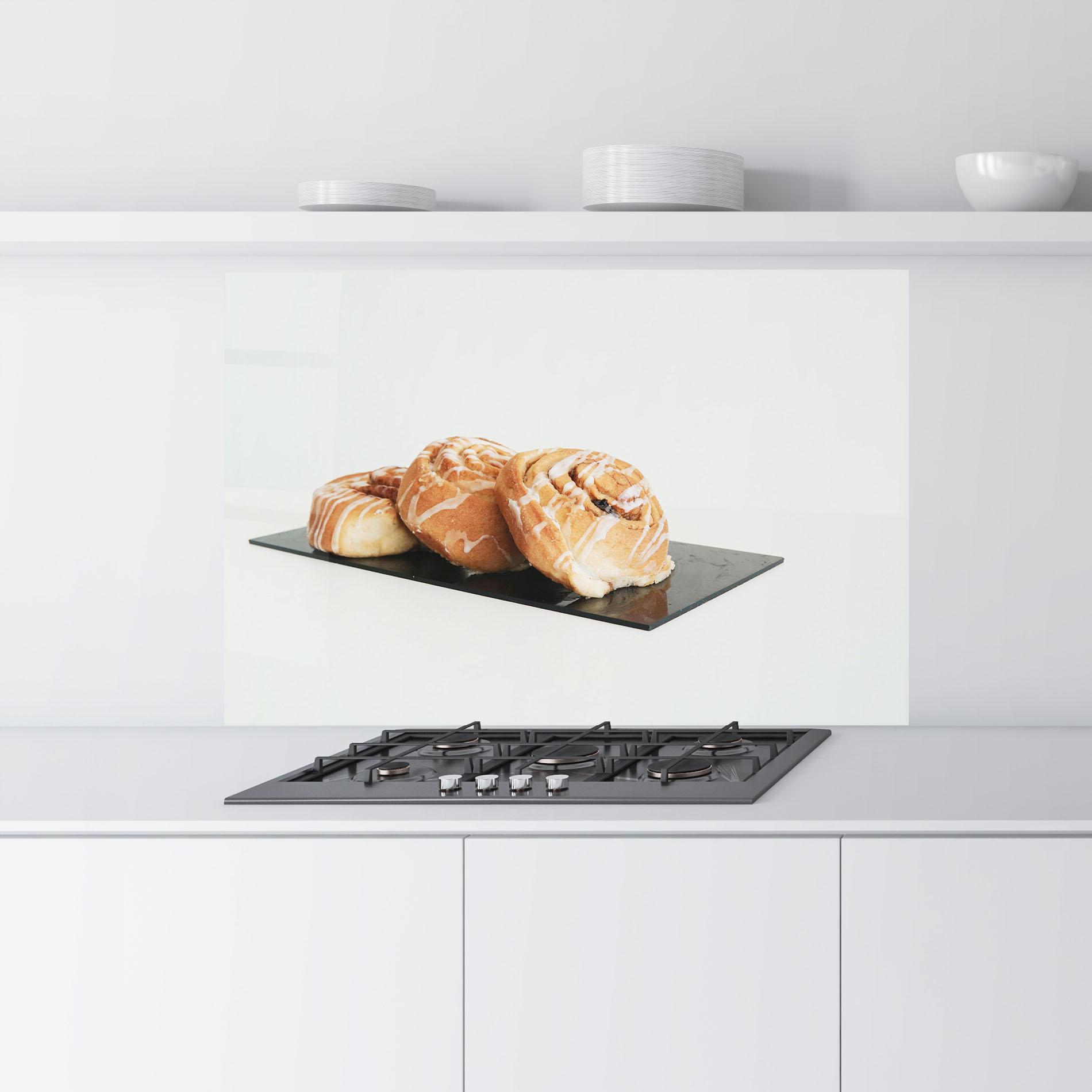 Konyhai üveg hátfal Cinnamon Rolls mockup 9
