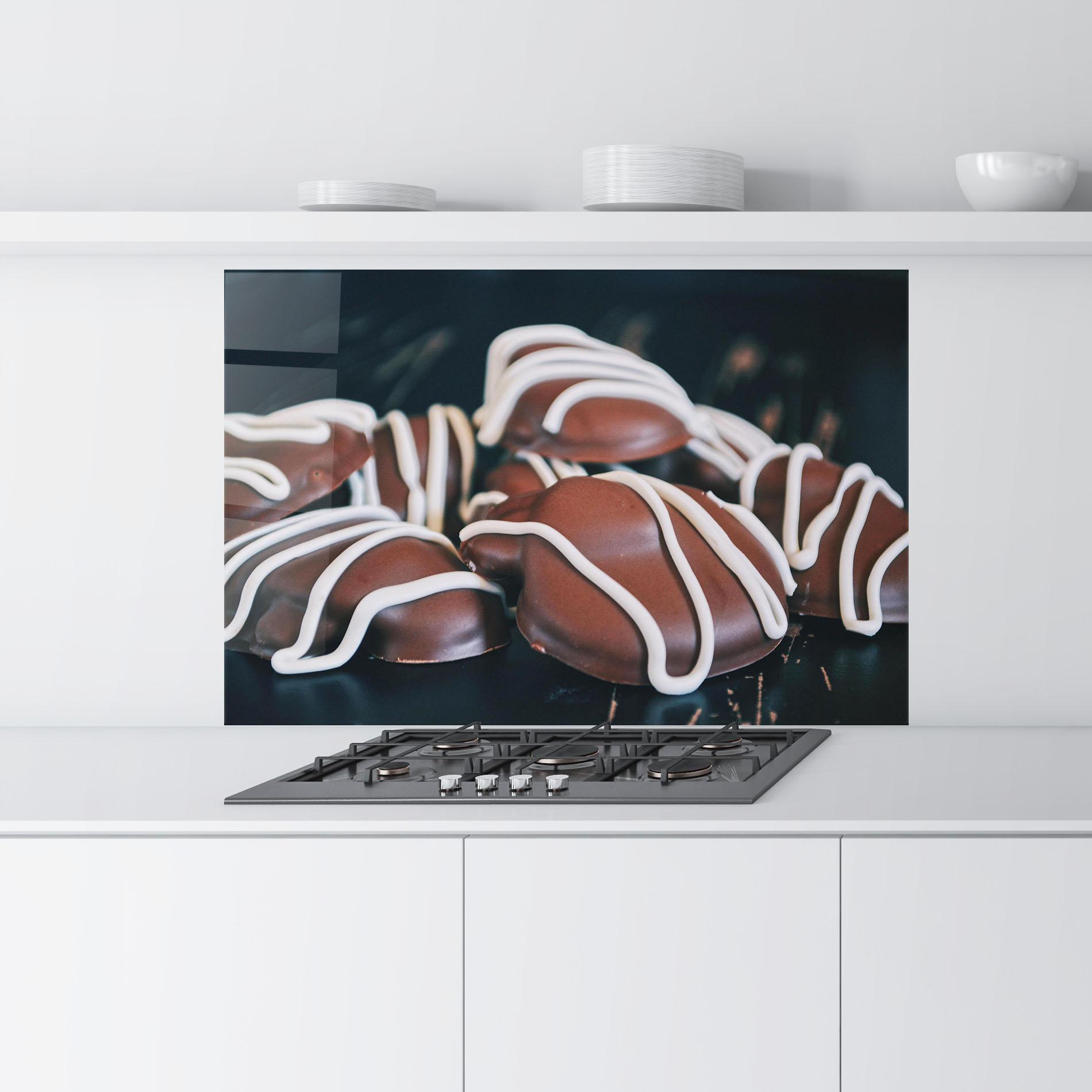 Konyhai üveg hátfal Heart Shaped Chocolate mockup 9