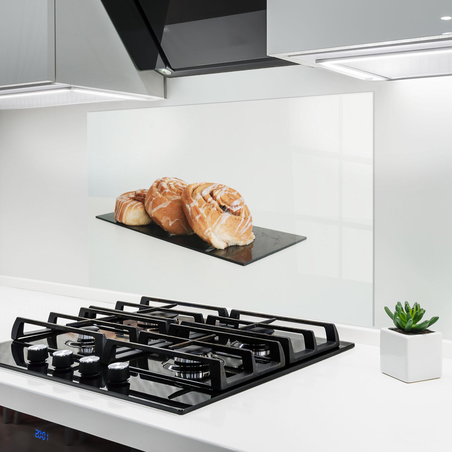 Konyhai üveg hátfal Cinnamon Rolls mockup 6