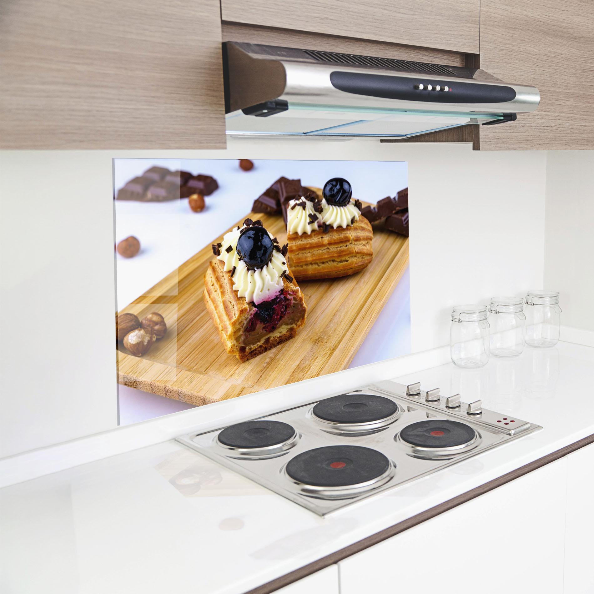 Konyhai üveg hátfal Blueberry Eclair mockup 8