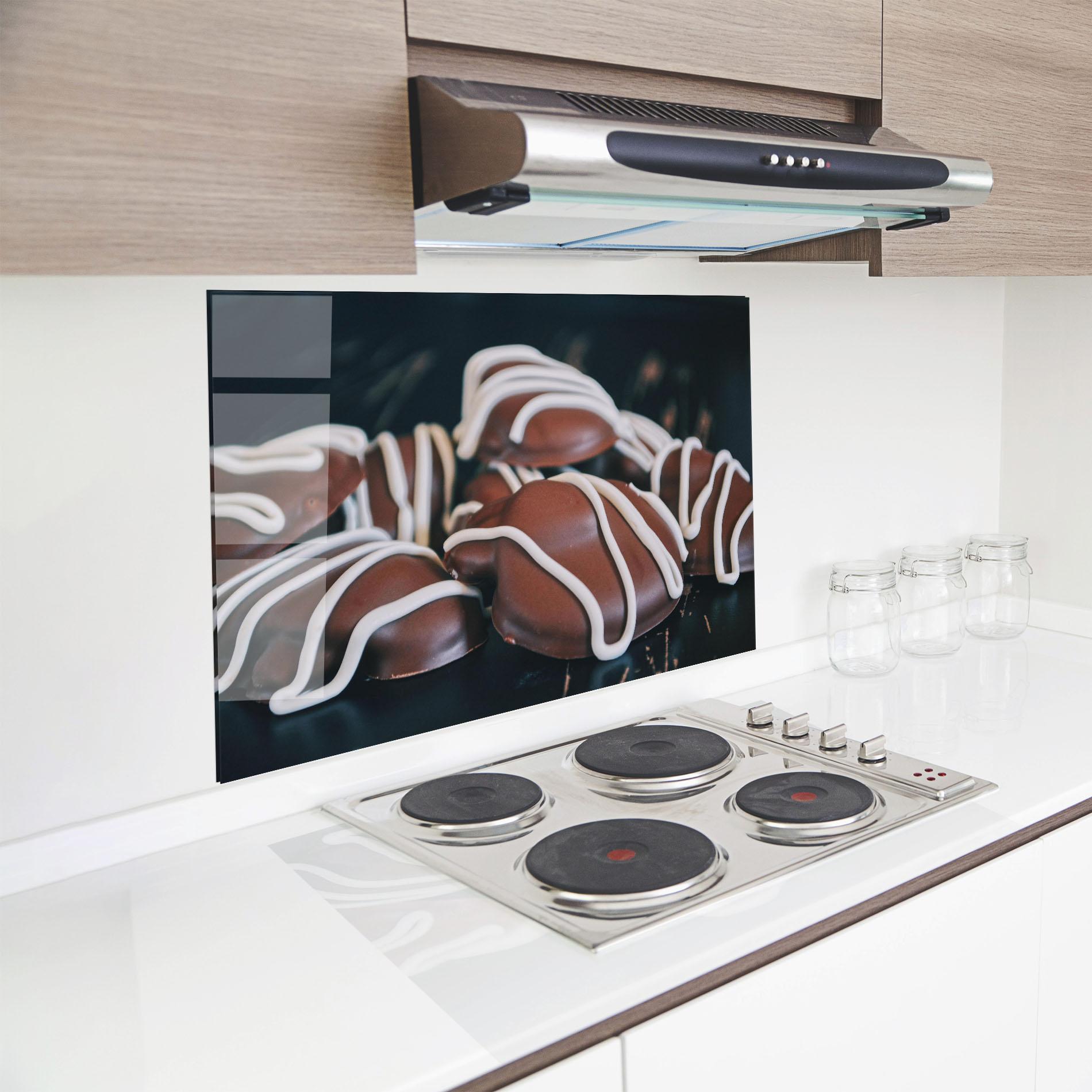 Konyhai üveg hátfal Heart Shaped Chocolate mockup 8