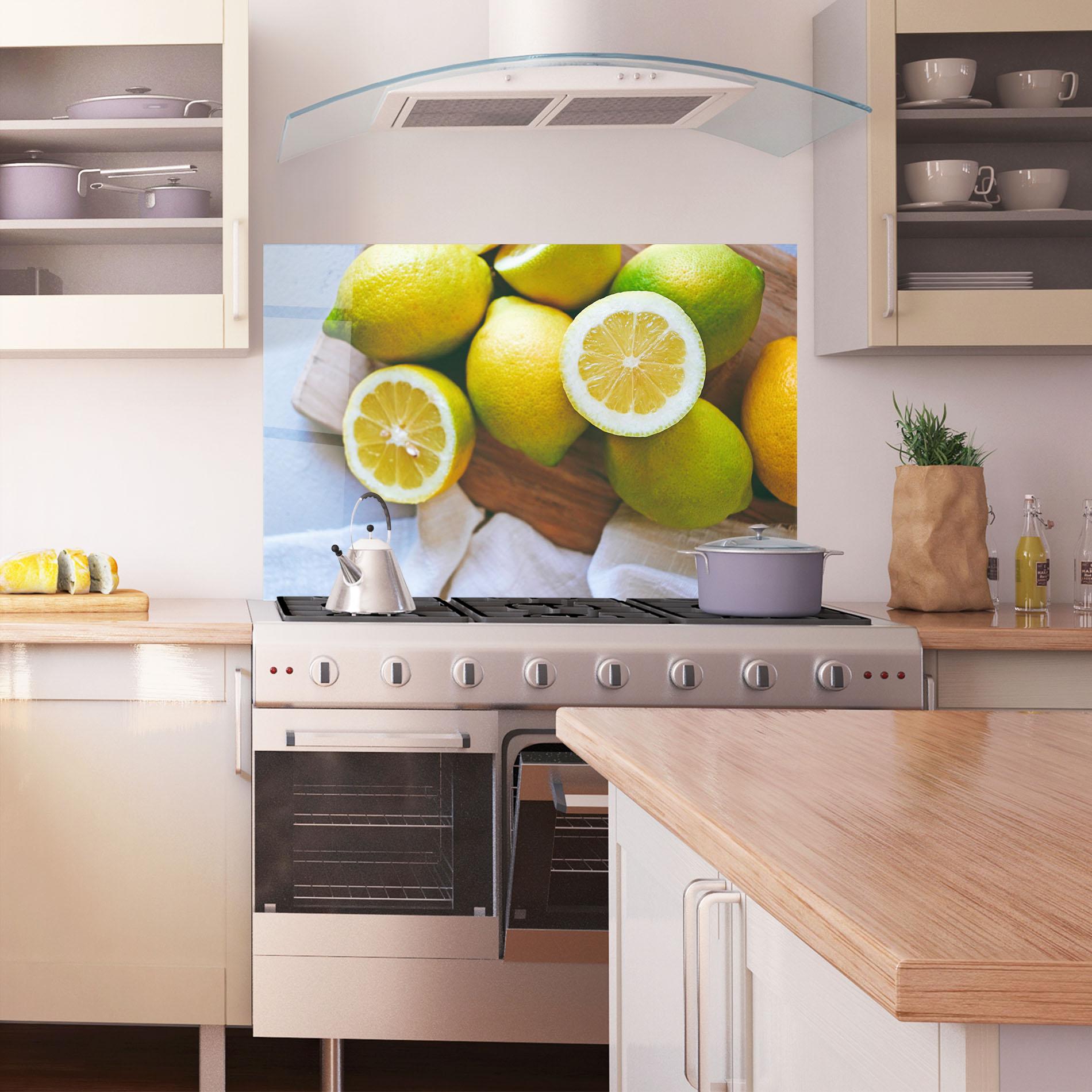 Konyhai üveg hátfal Lemons On Table mockup 1