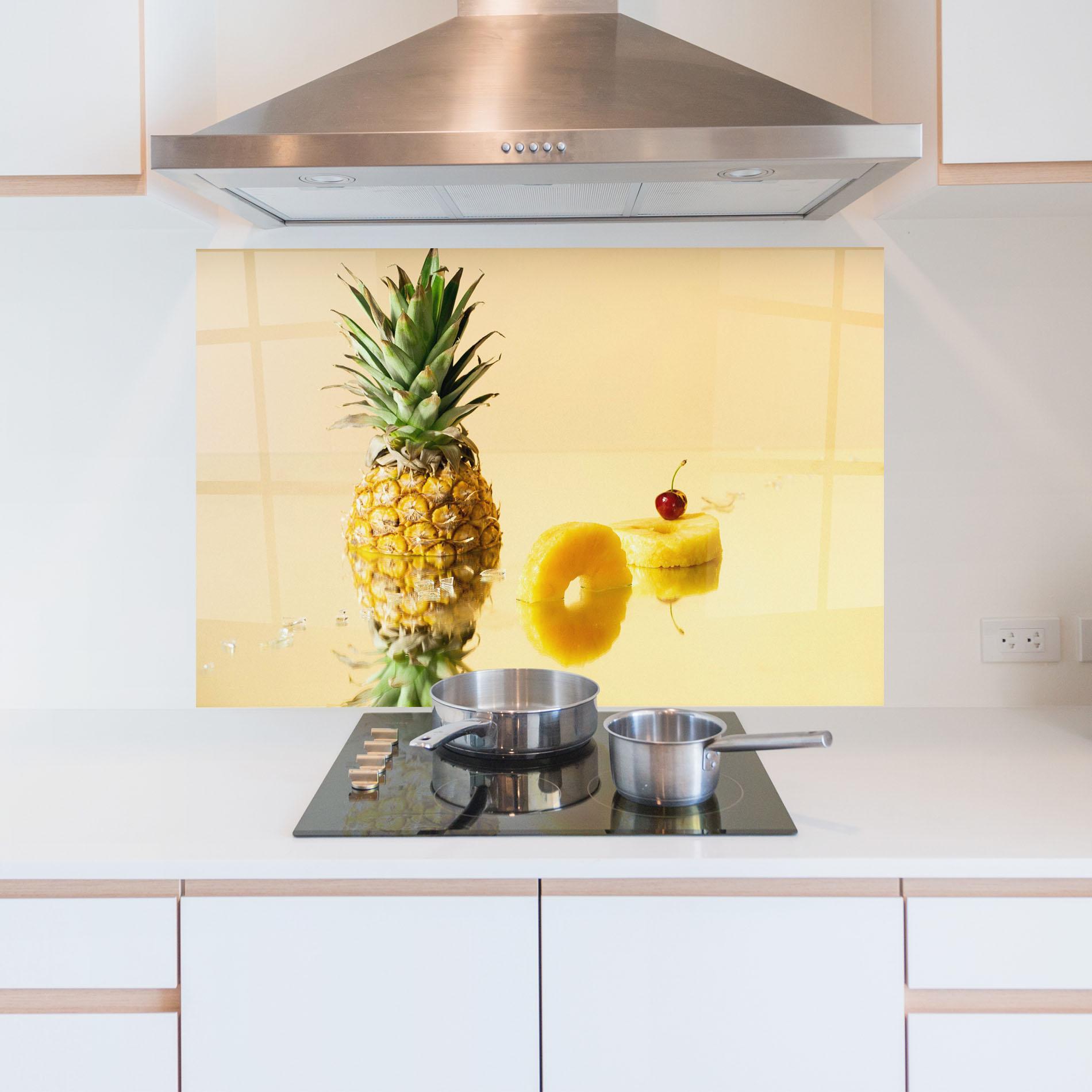 Konyhai üveg hátfal Cut Pineapple mockup 5