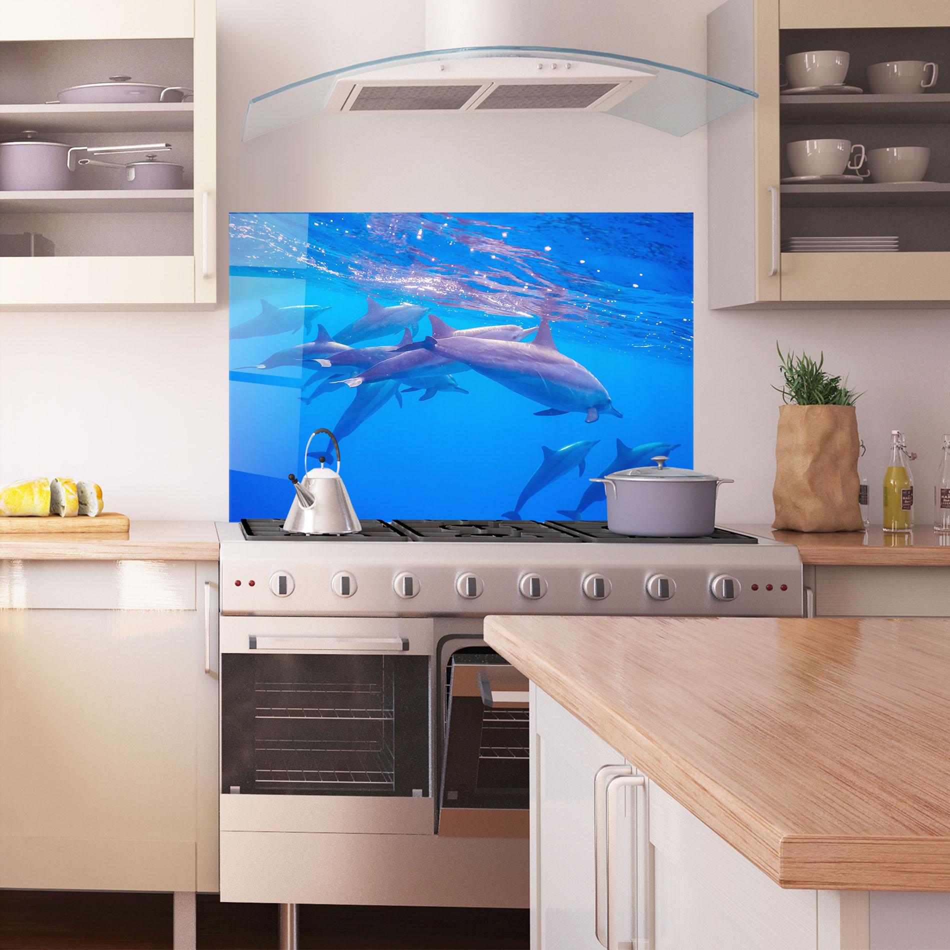 Konyhai üveg hátfal Dolphin Family mockup 1