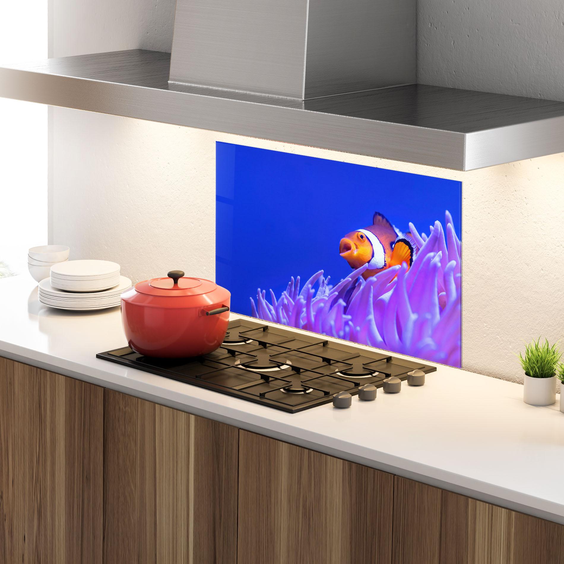 Konyhai üveg hátfal Hungry Nemo mockup 4