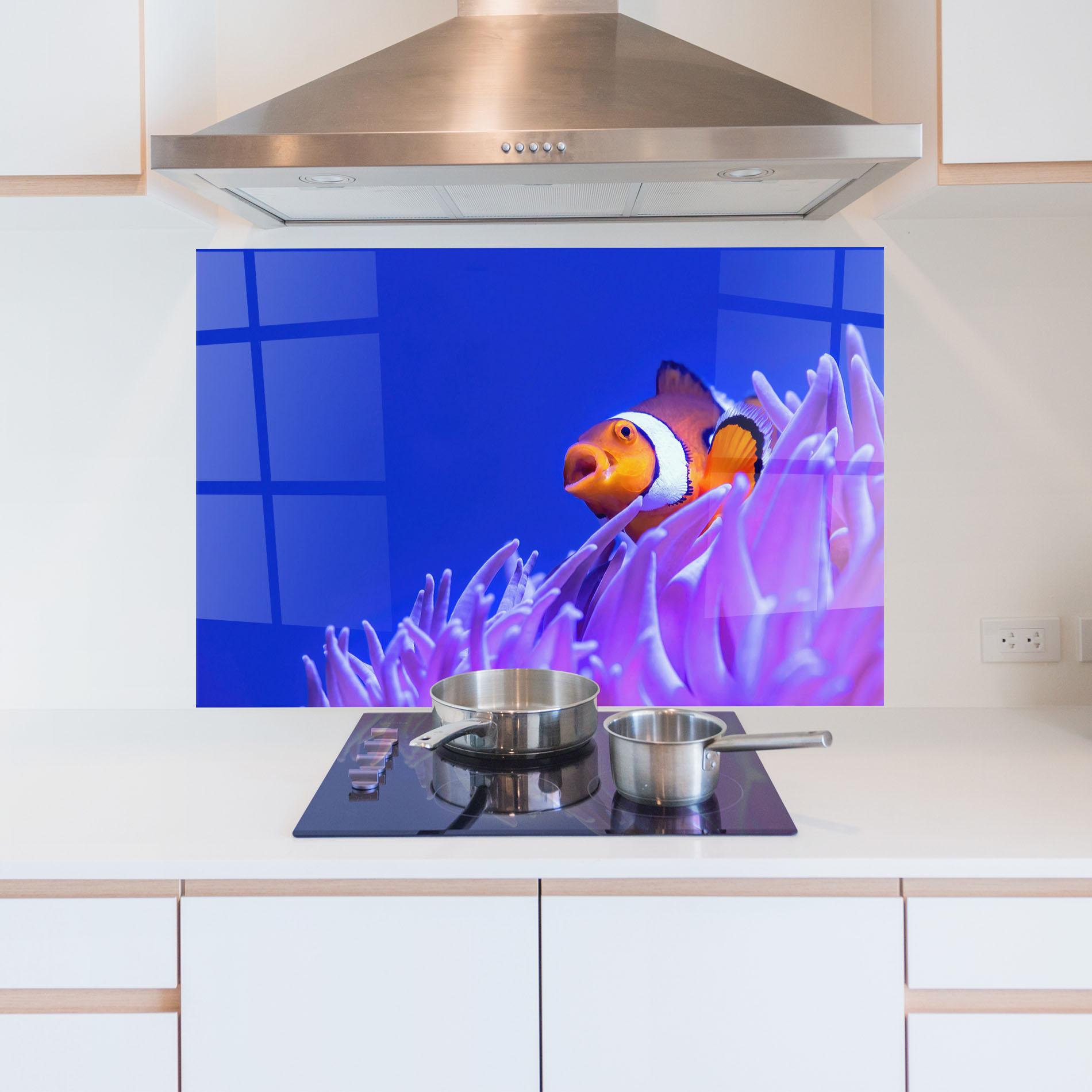 Konyhai üveg hátfal Hungry Nemo mockup 5