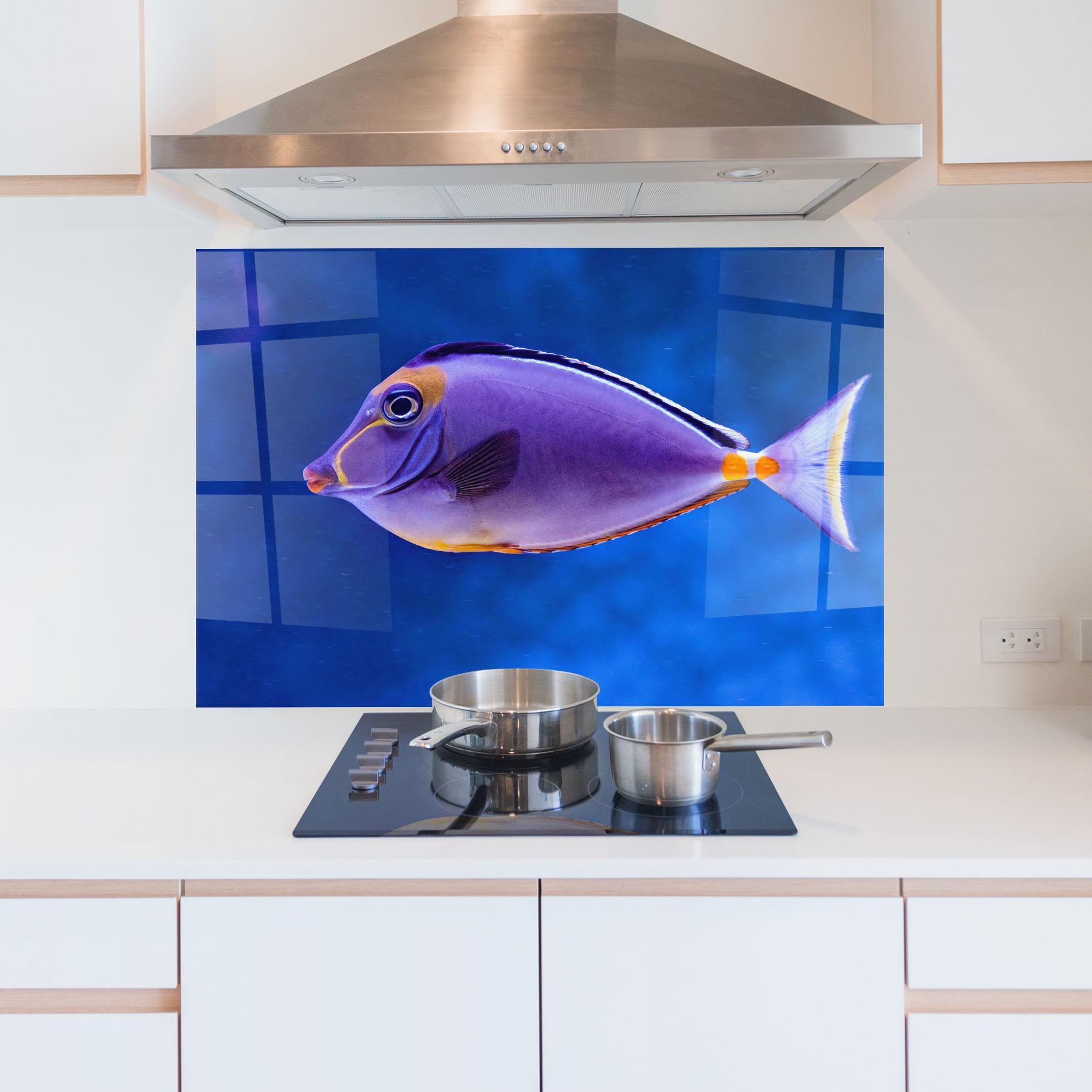 Konyhai üveg hátfal Pink Lips Fish mockup 5