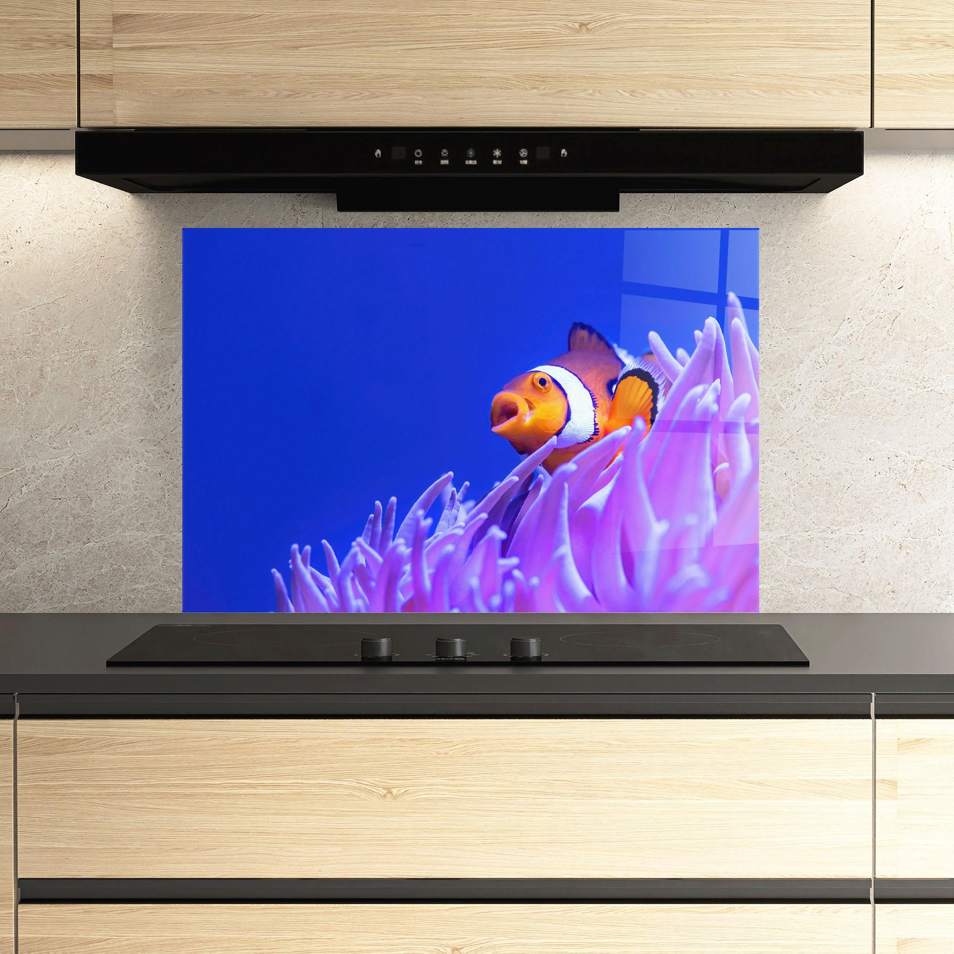 Konyhai üveg hátfal Hungry Nemo mockup 3