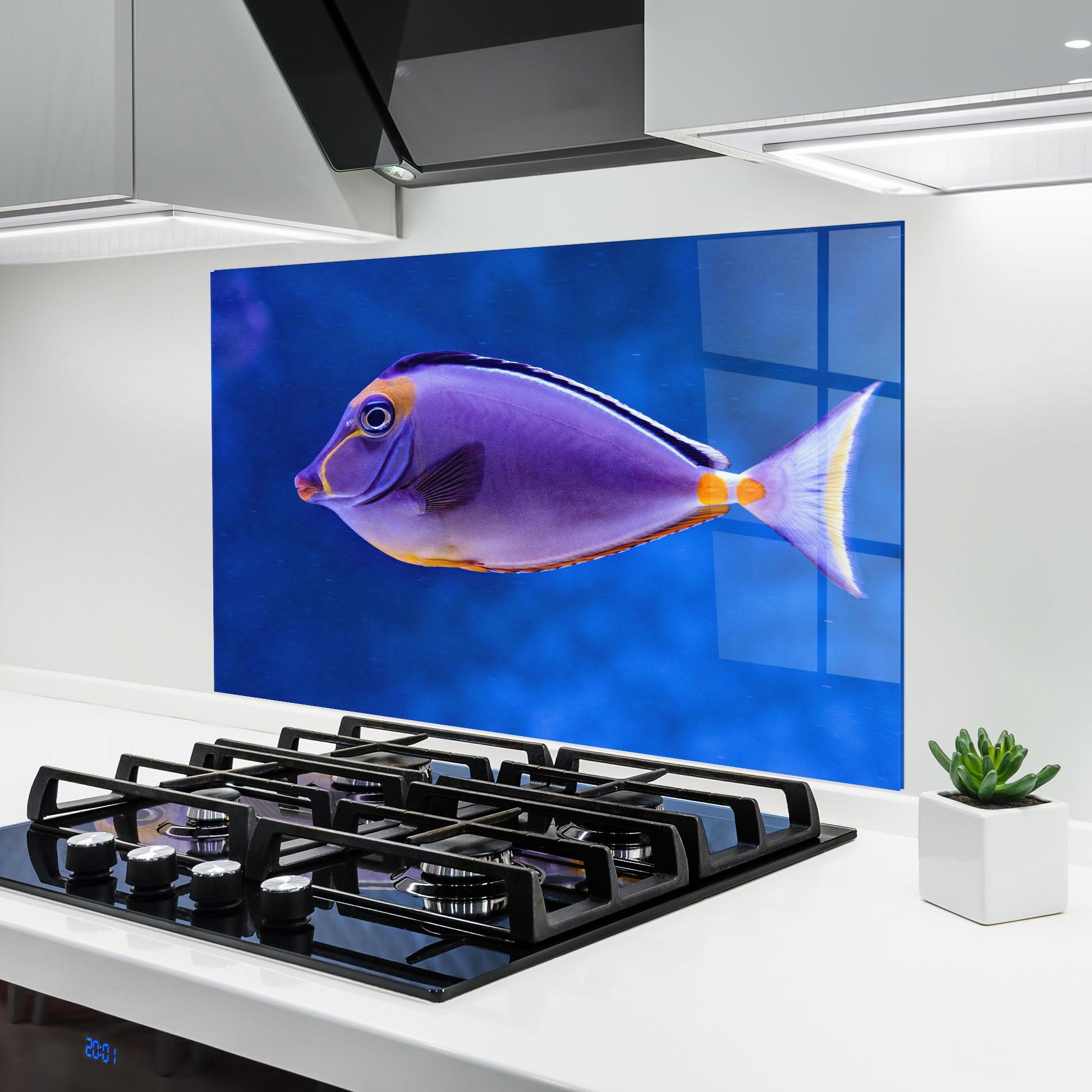 Konyhai üveg hátfal Pink Lips Fish mockup 6