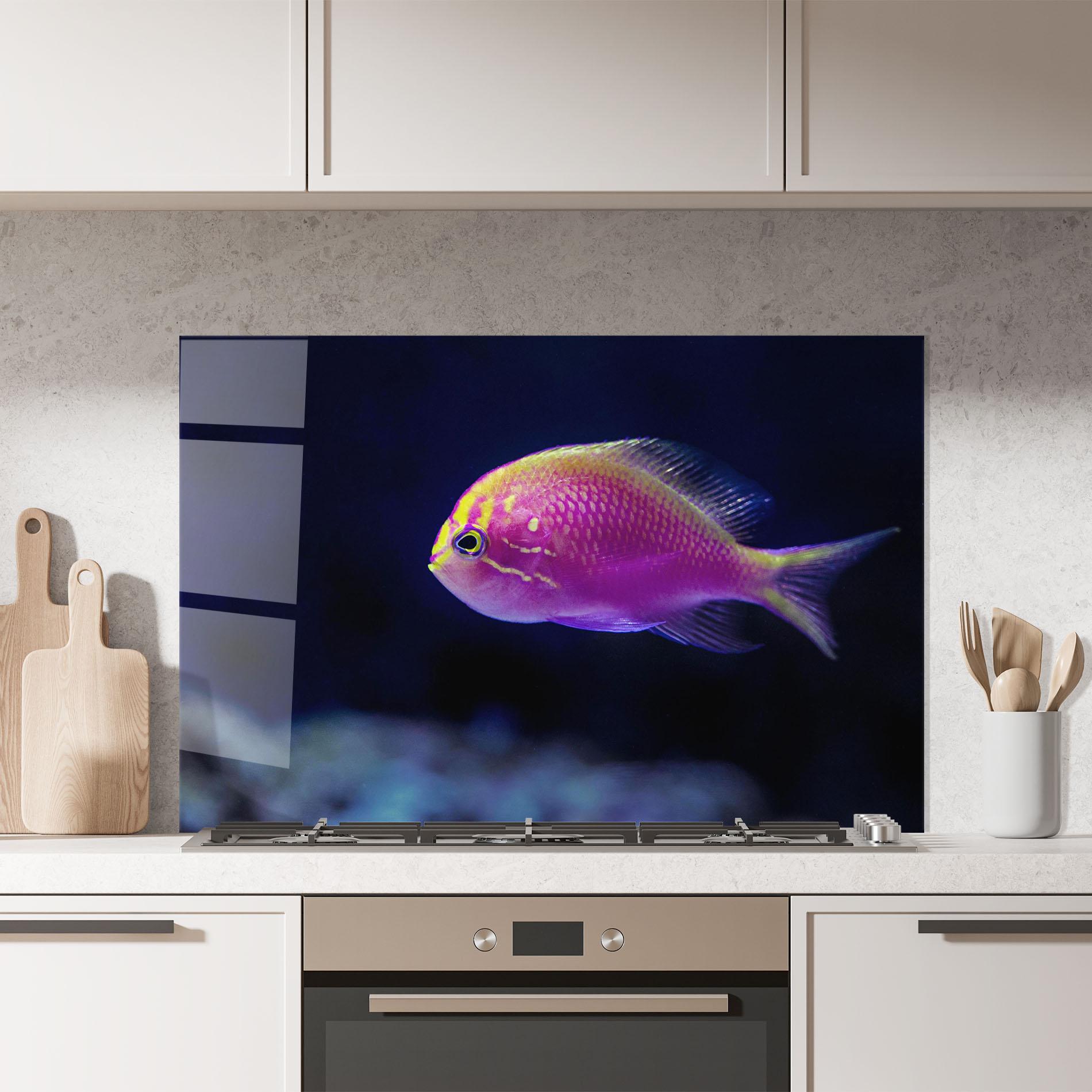 Konyhai üveg hátfal Angry Pink Fish mockup 7