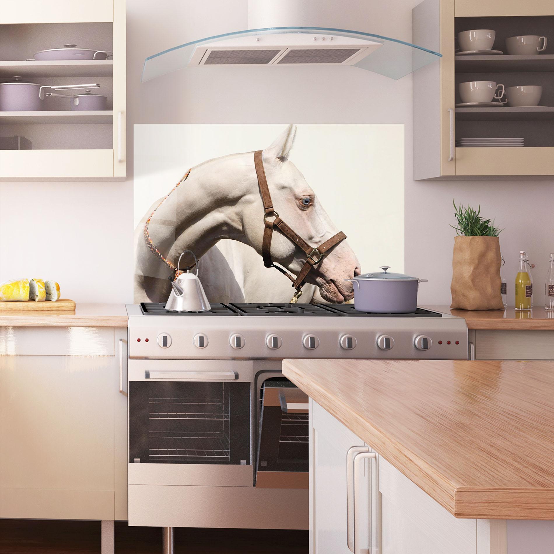 Konyhai üveg hátfal Blue Eye Horse mockup 1
