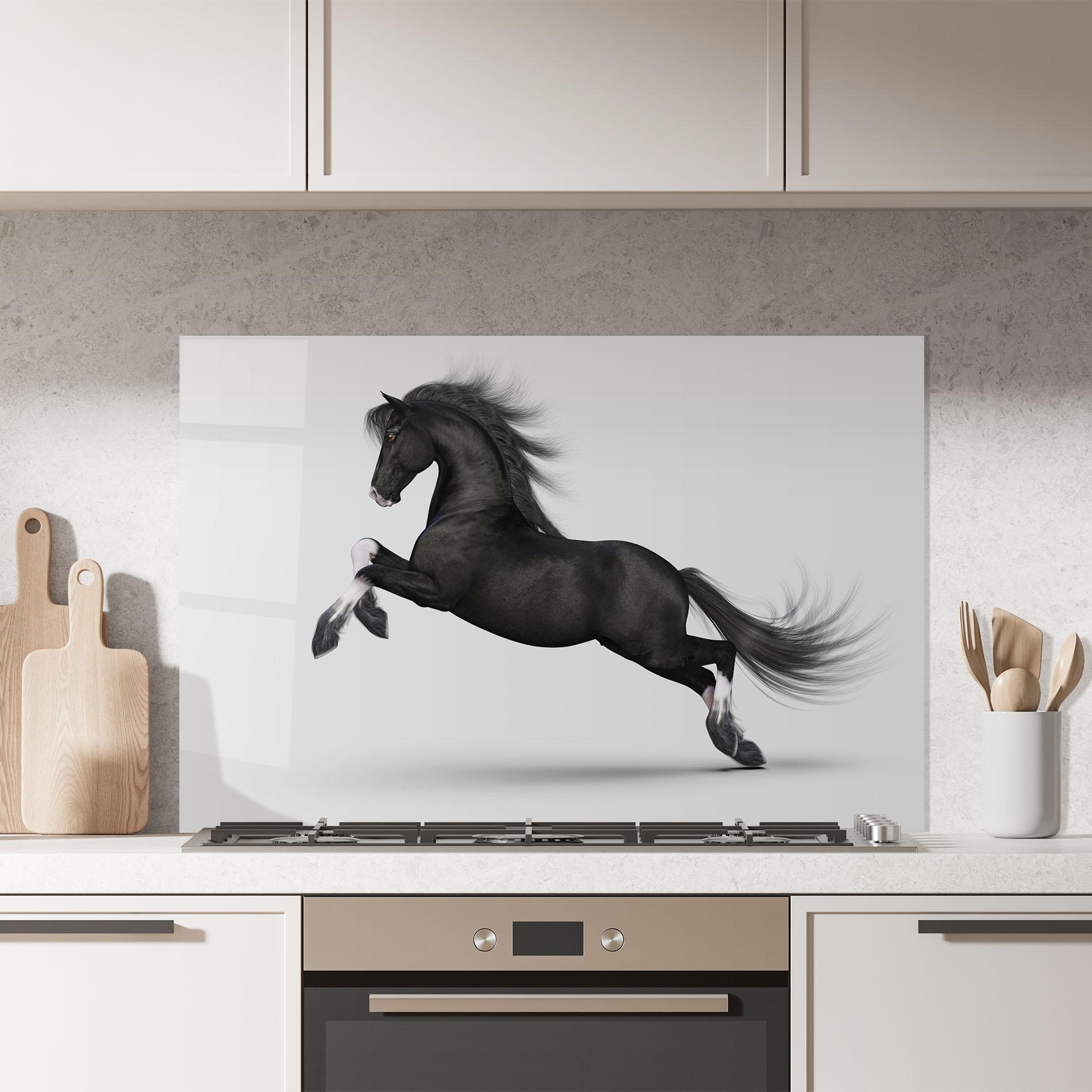 Konyhai üveg hátfal Black Horse Galloping mockup 7