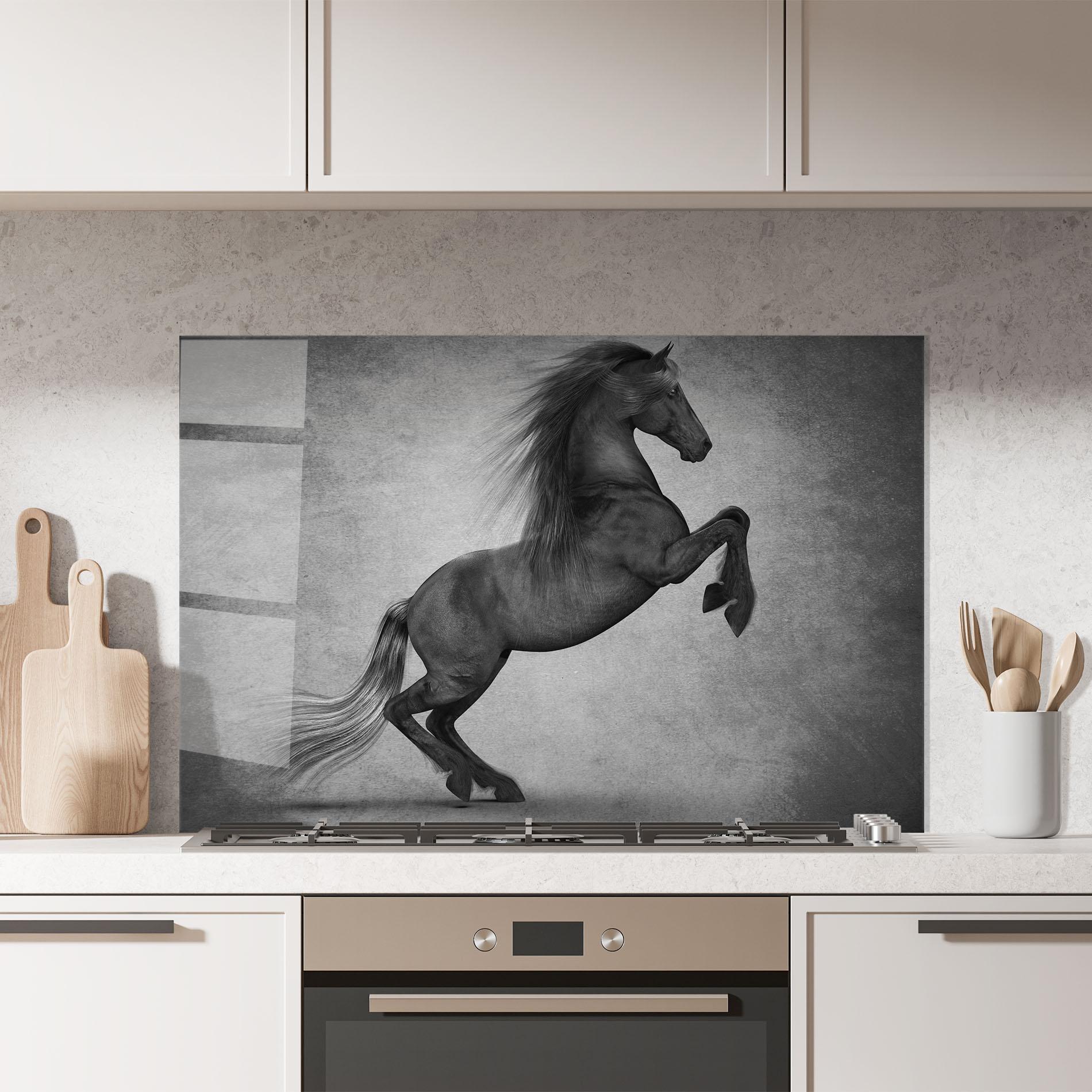 Konyhai üveg hátfal Black Horse Jumping mockup 7