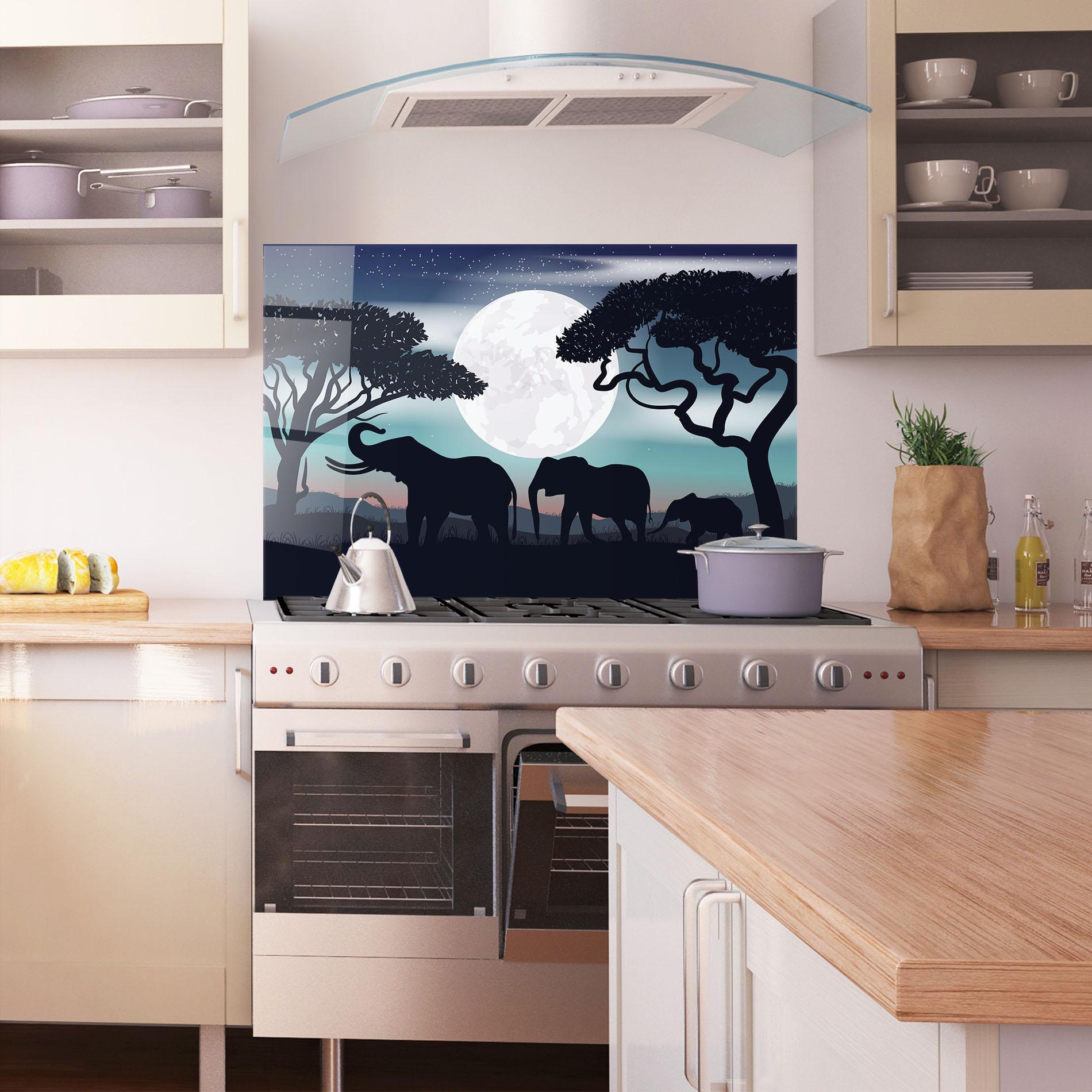 Konyhai üveg hátfal Moon Elephant mockup 1