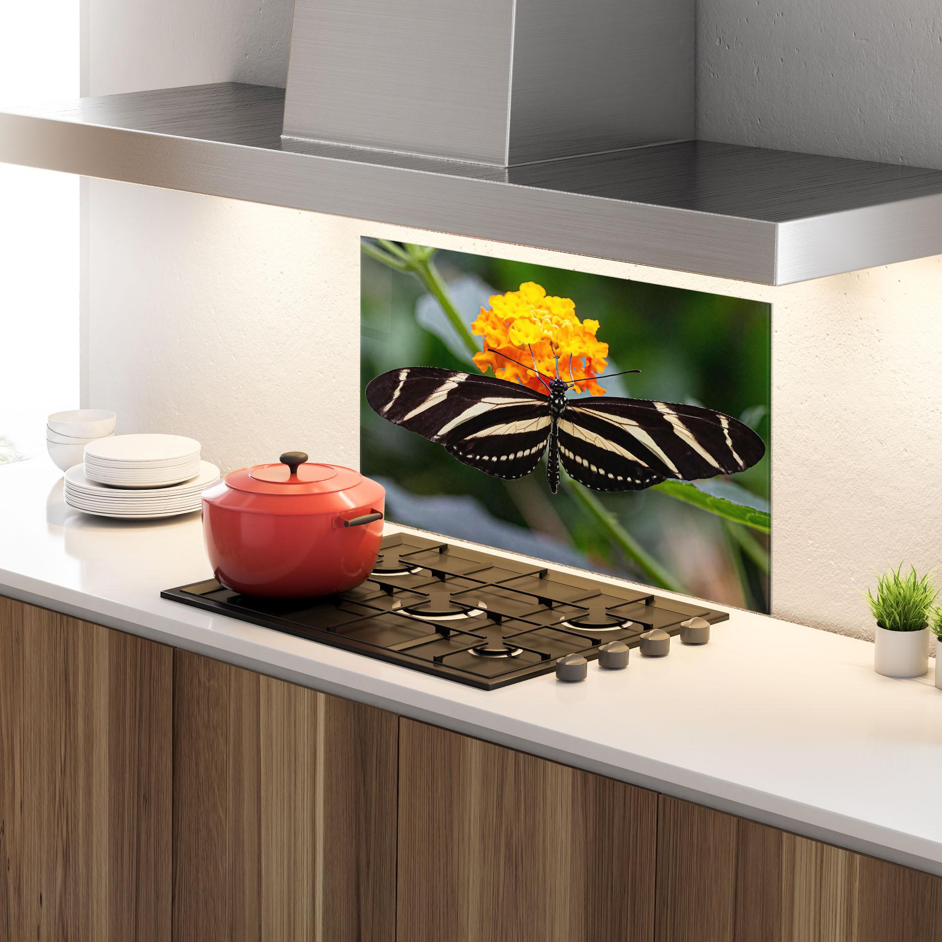 Konyhai üveg hátfal Big Wings Butterfly mockup 4