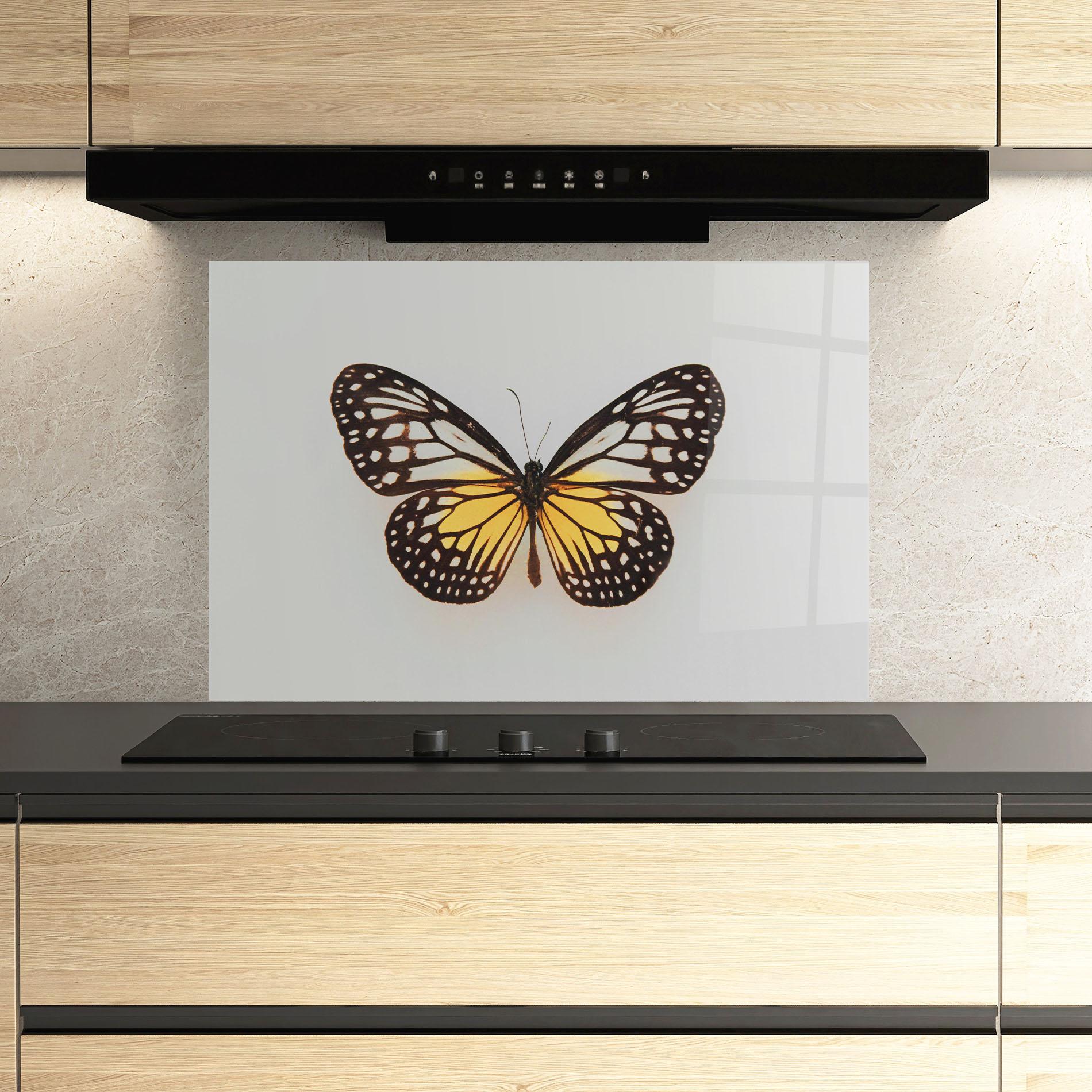 Konyhai üveg hátfal Butterfly On Grey mockup 3