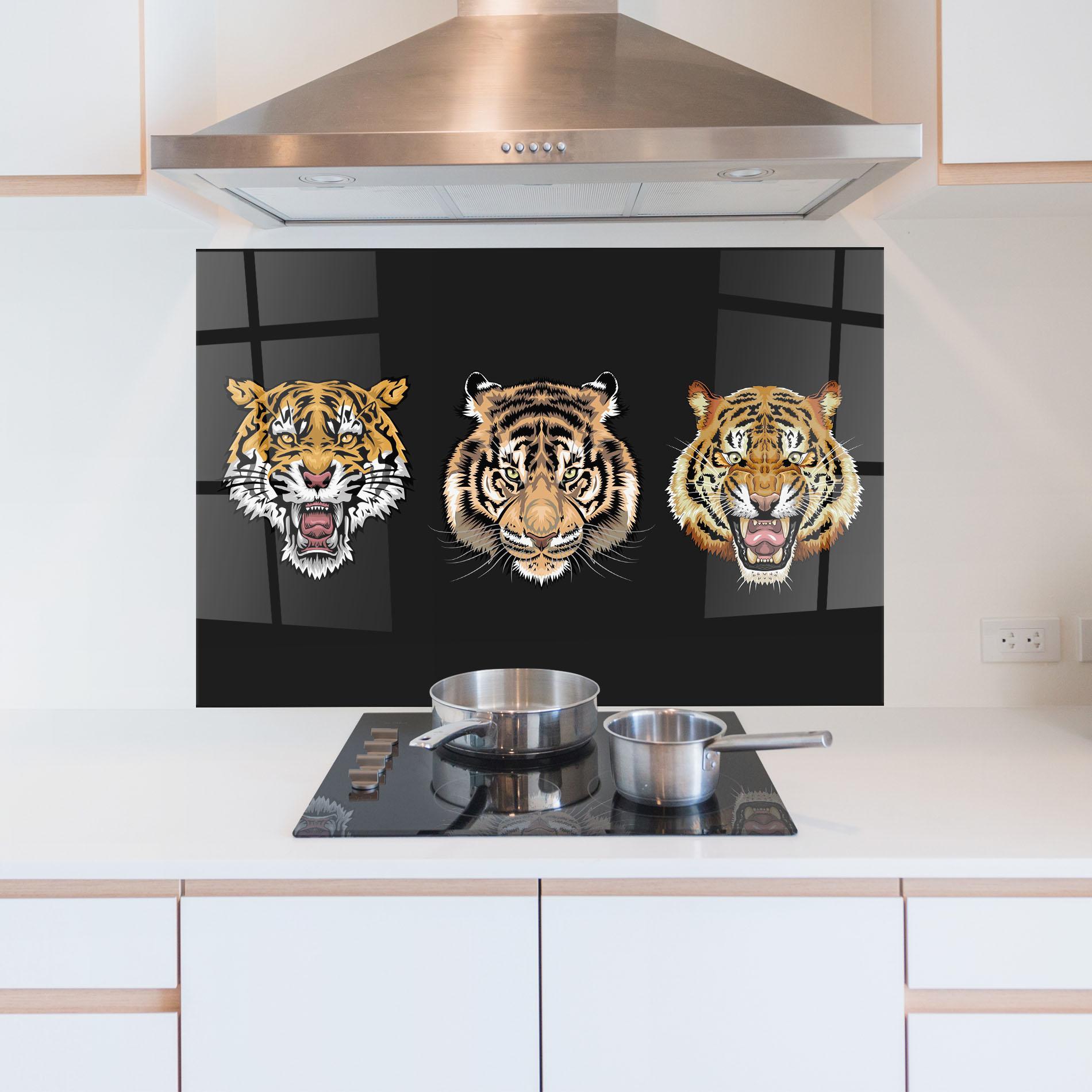 Konyhai üveg hátfal 3 Tigers mockup 5