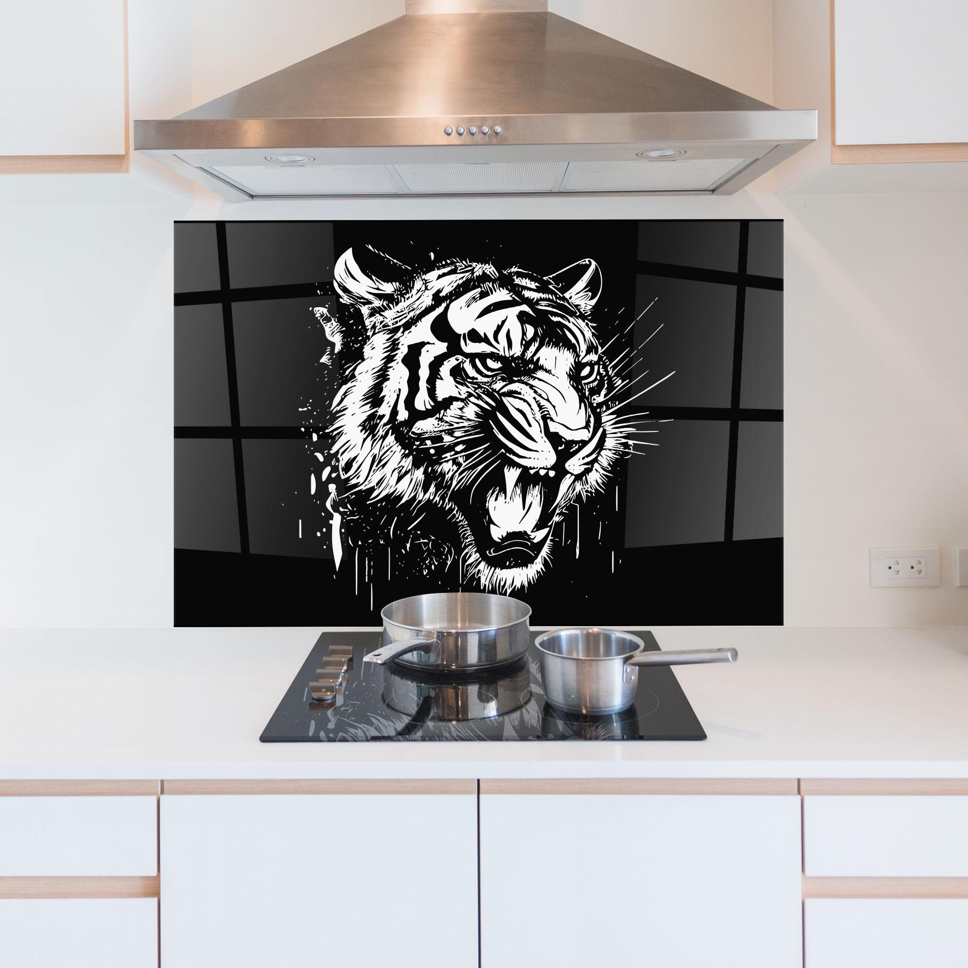 Konyhai üveg hátfal Angry Tiger Head mockup 5