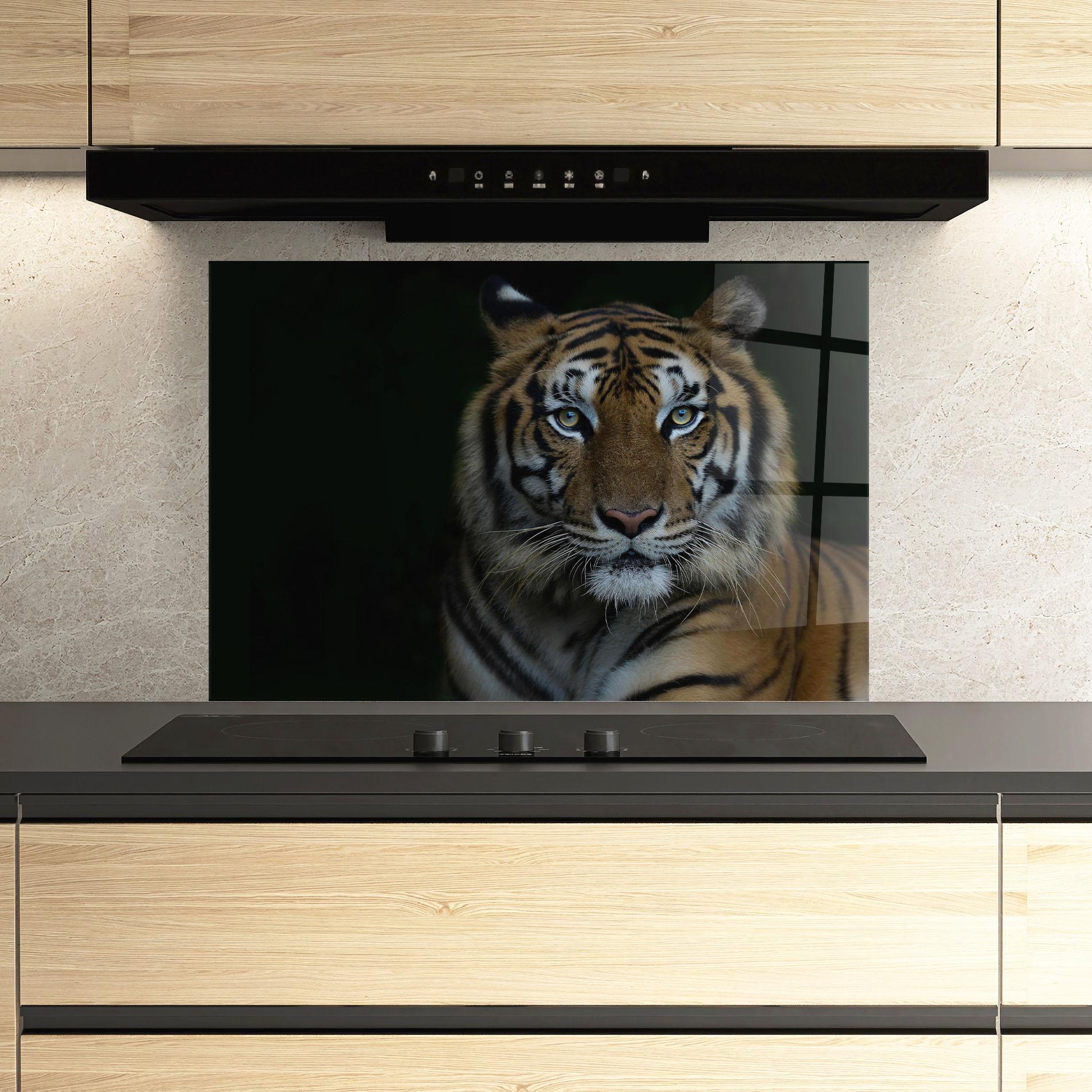 Konyhai üveg hátfal Close Up Tiger mockup 3