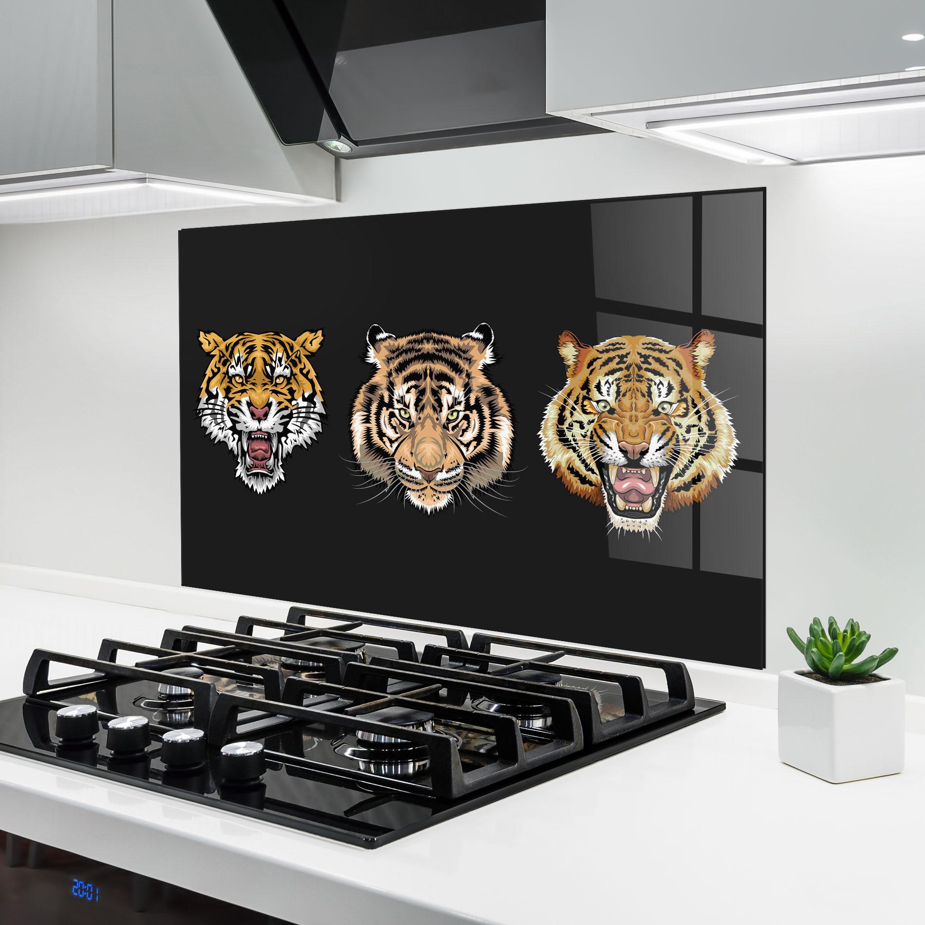 Konyhai üveg hátfal 3 Tigers mockup 6