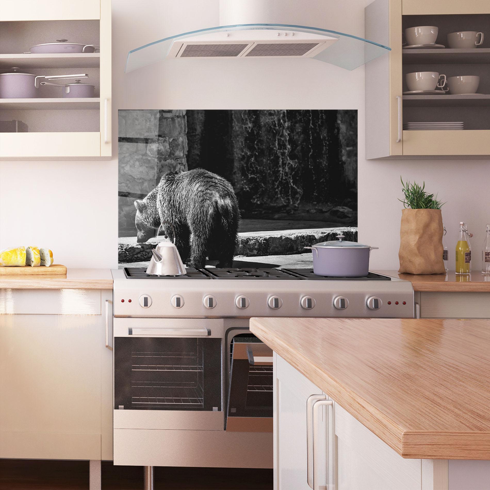 Konyhai üveg hátfal Grey Bear mockup 1