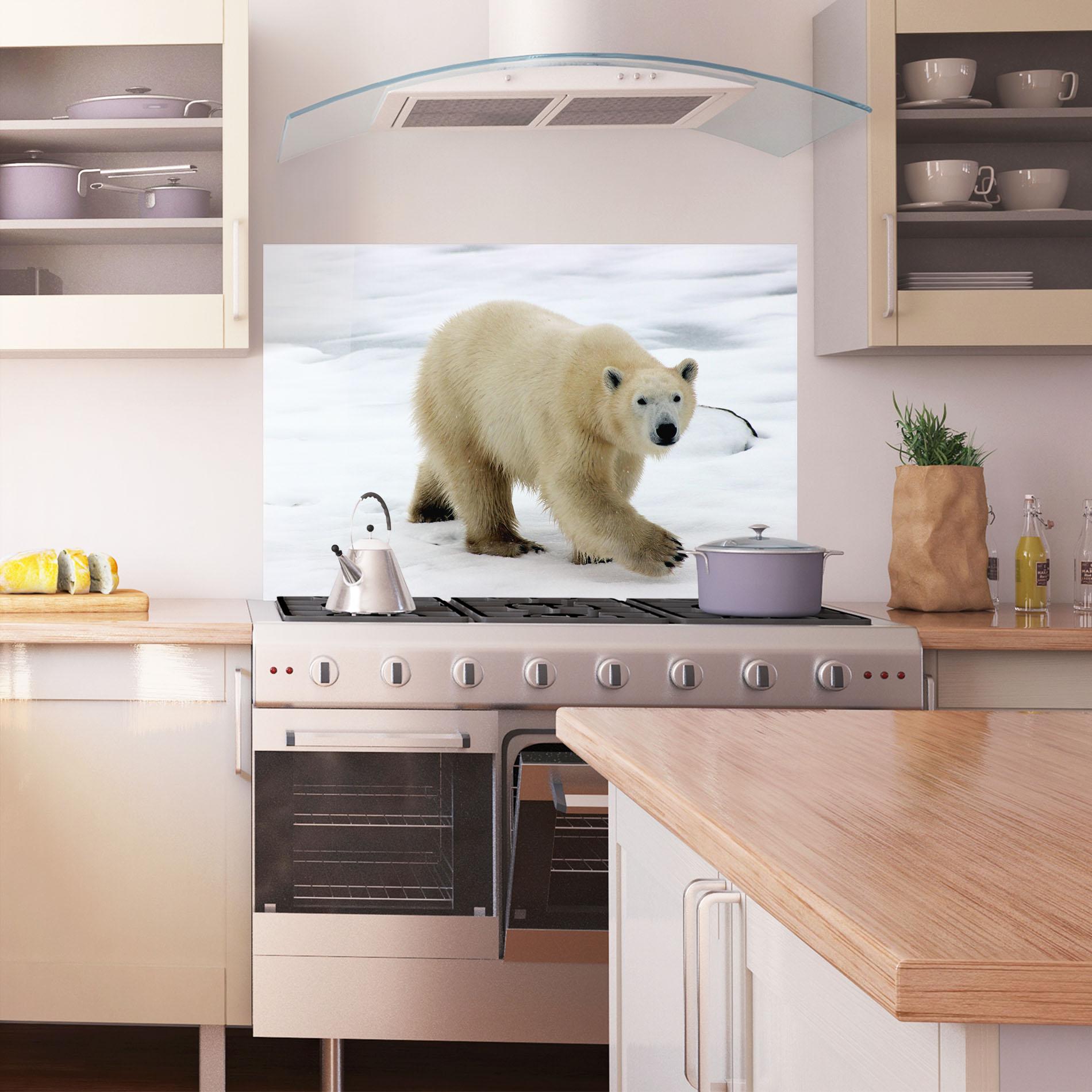 Konyhai üveg hátfal Icebear Walking mockup 1