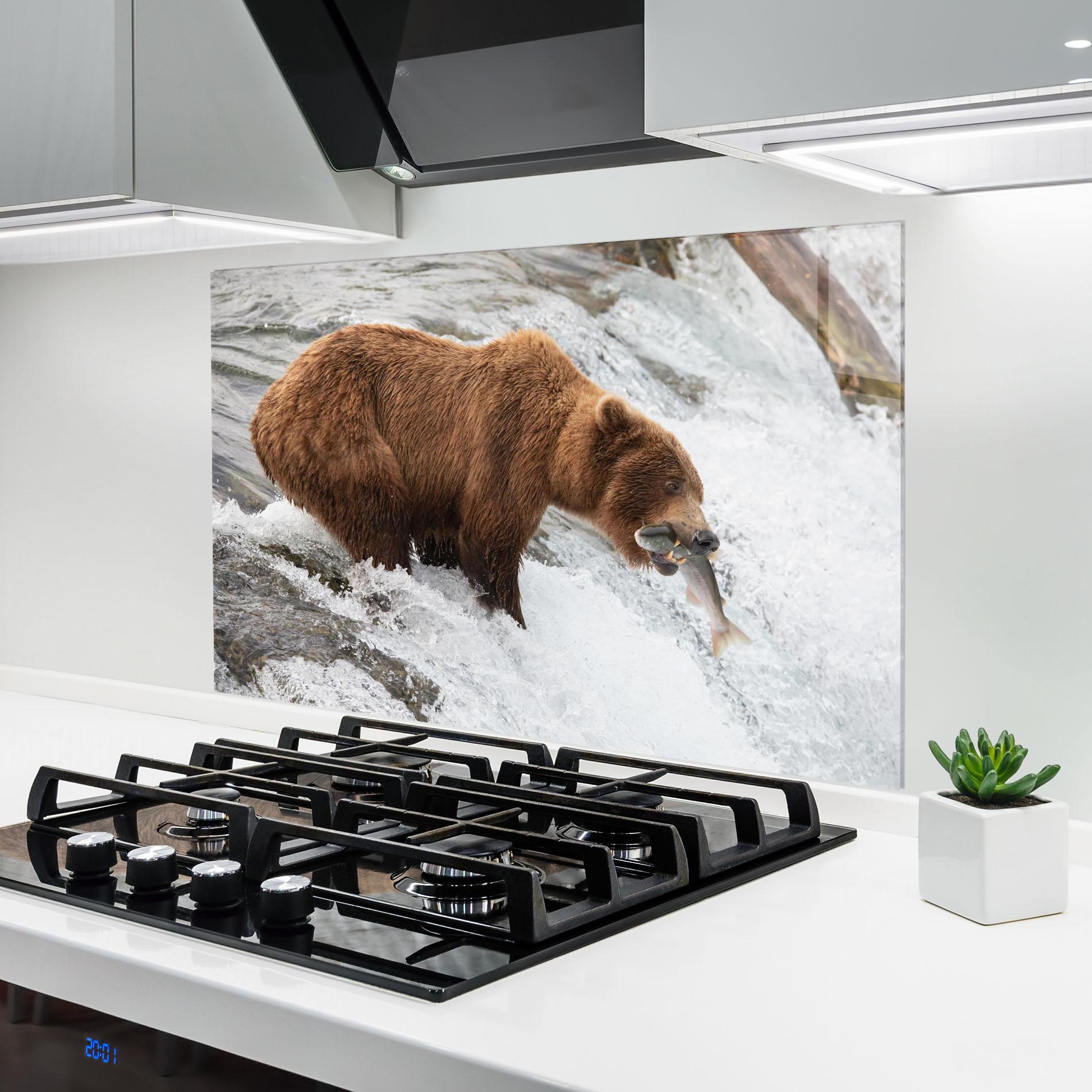 Konyhai üveg hátfal Bear Hunting mockup 6