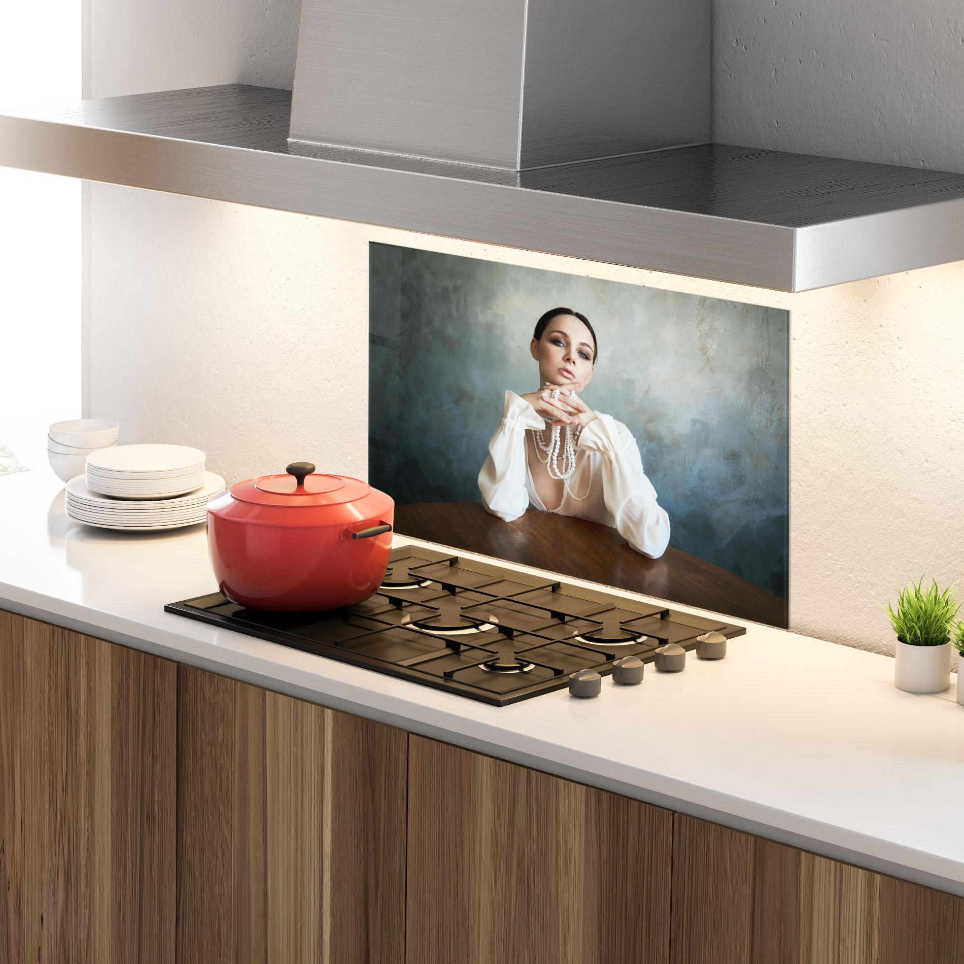 Konyhai üveg hátfal Girl White Pearls mockup 4