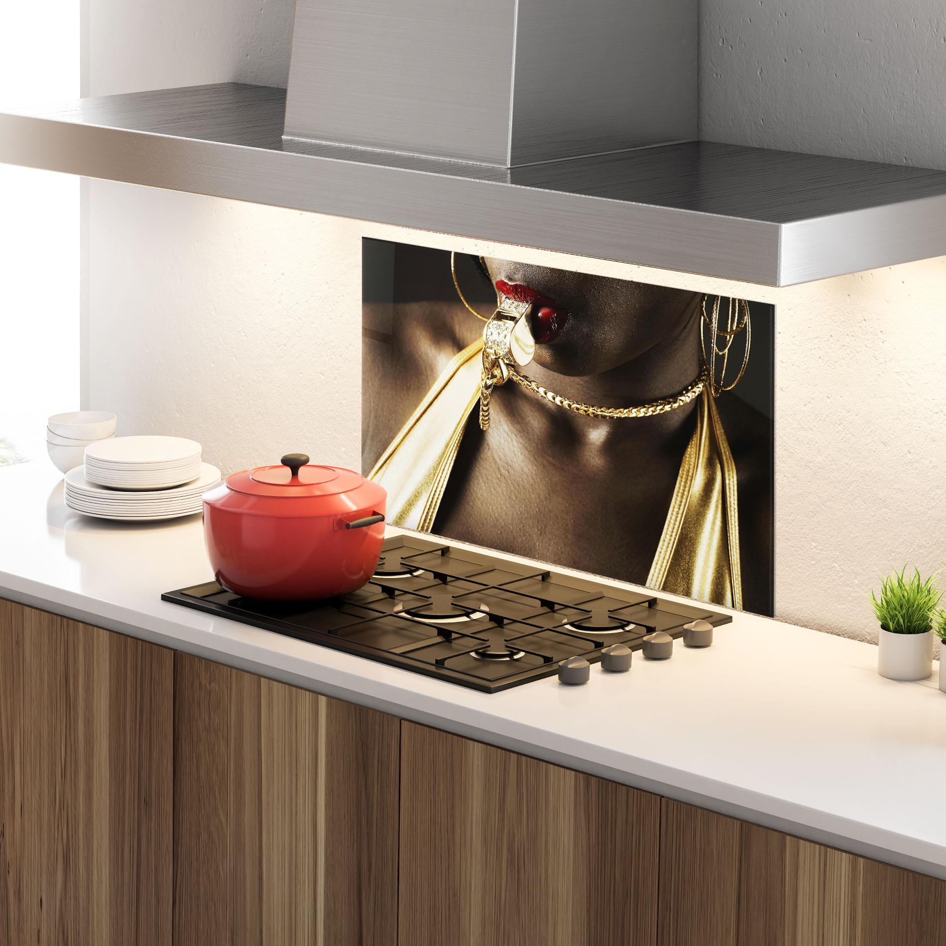 Konyhai üveg hátfal Golden Whistle mockup 4