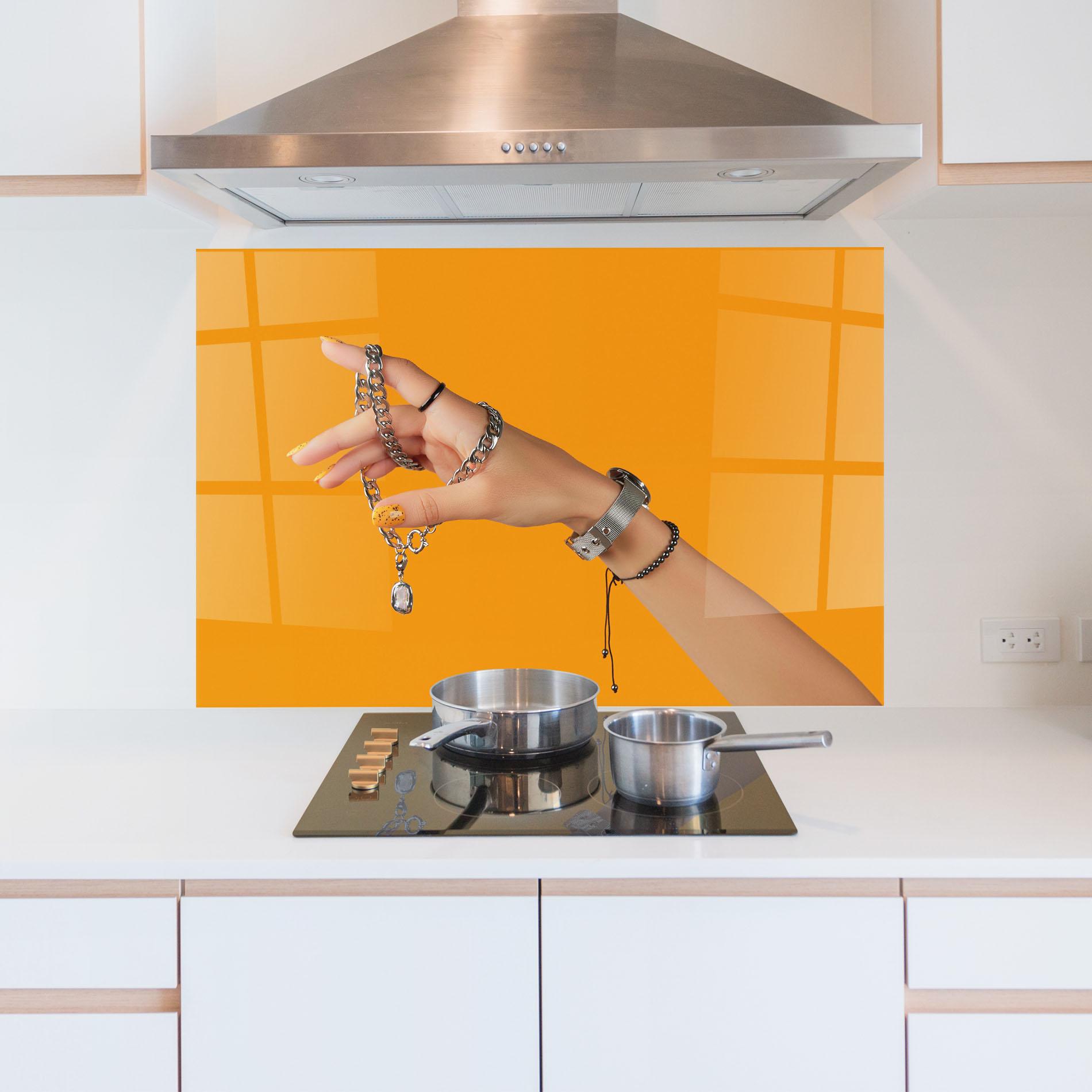 Konyhai üveg hátfal Silver Accessory mockup 5