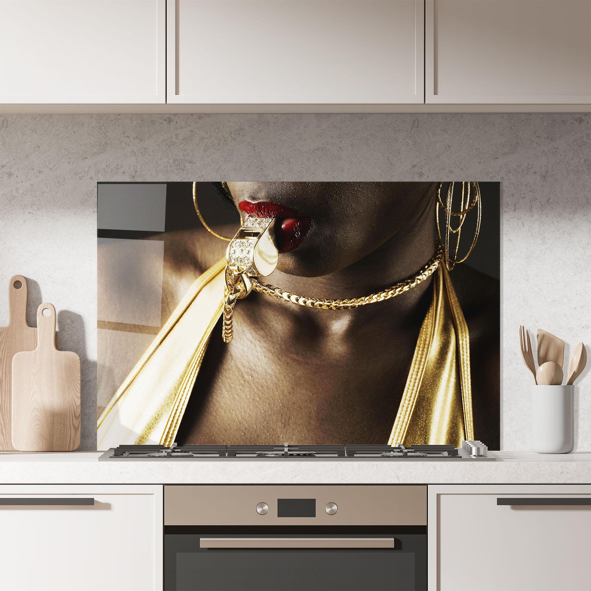 Konyhai üveg hátfal Golden Whistle mockup 7