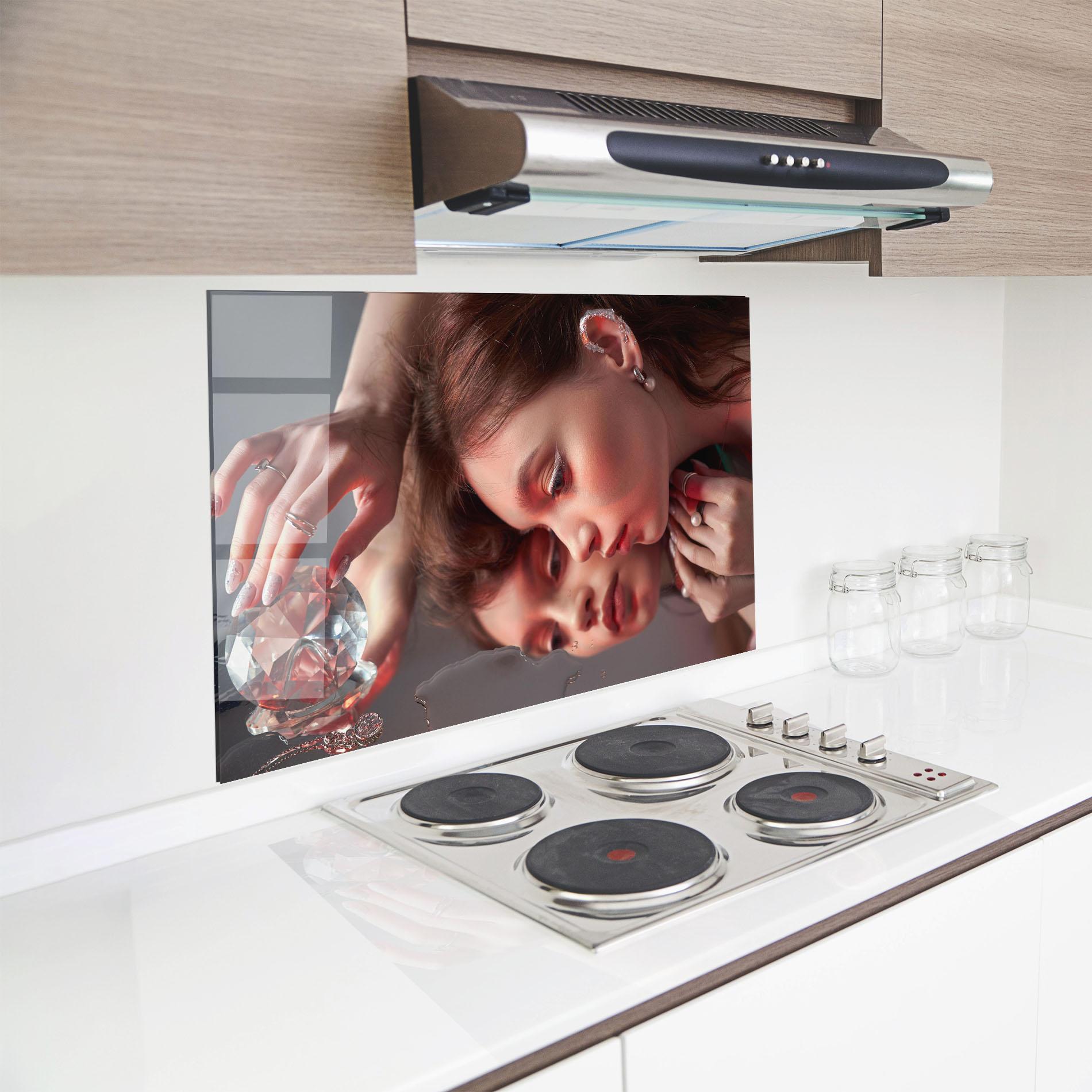 Konyhai üveg hátfal Big Diamond Hand mockup 8