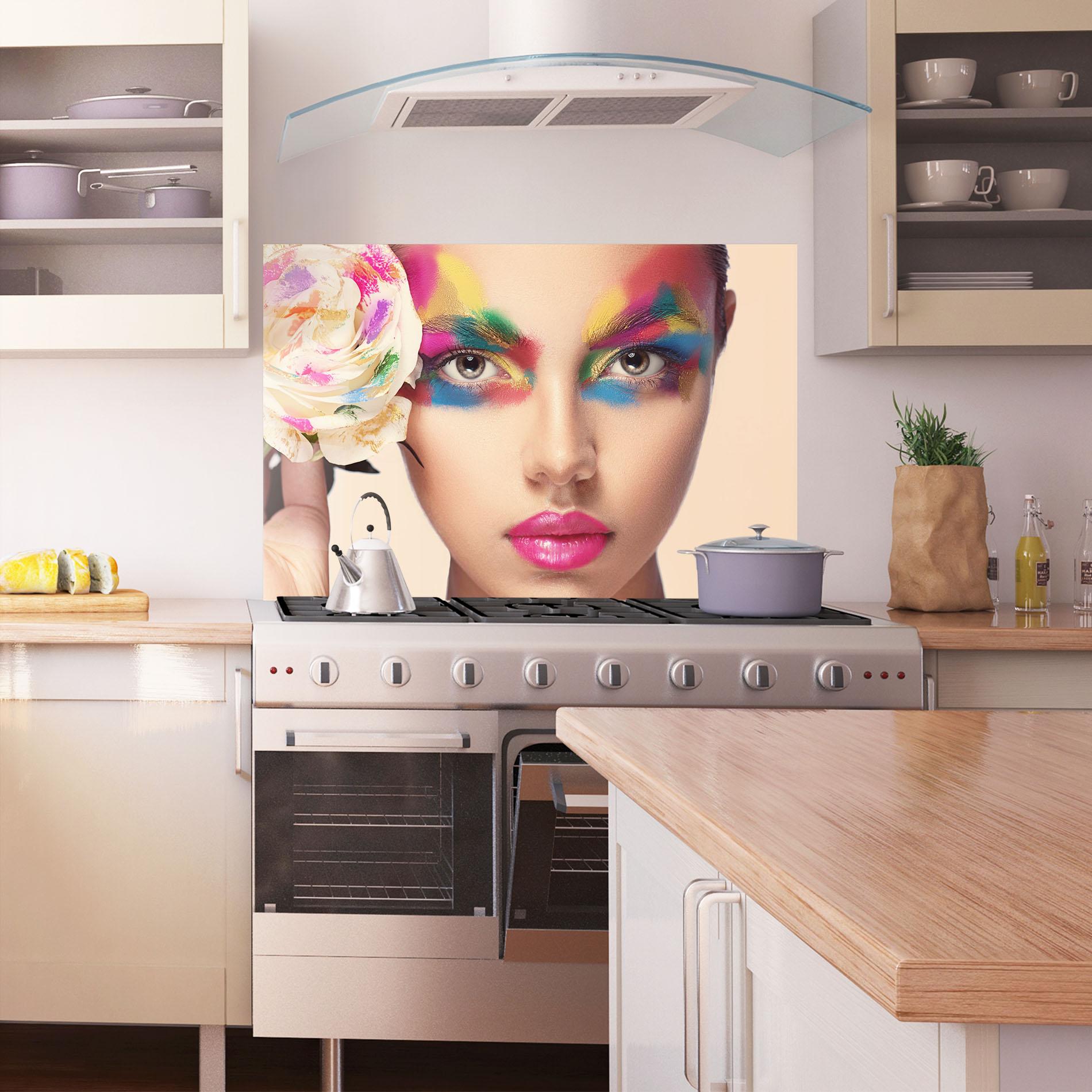 Konyhai üveg hátfal Colorful Makeup Girl mockup 1
