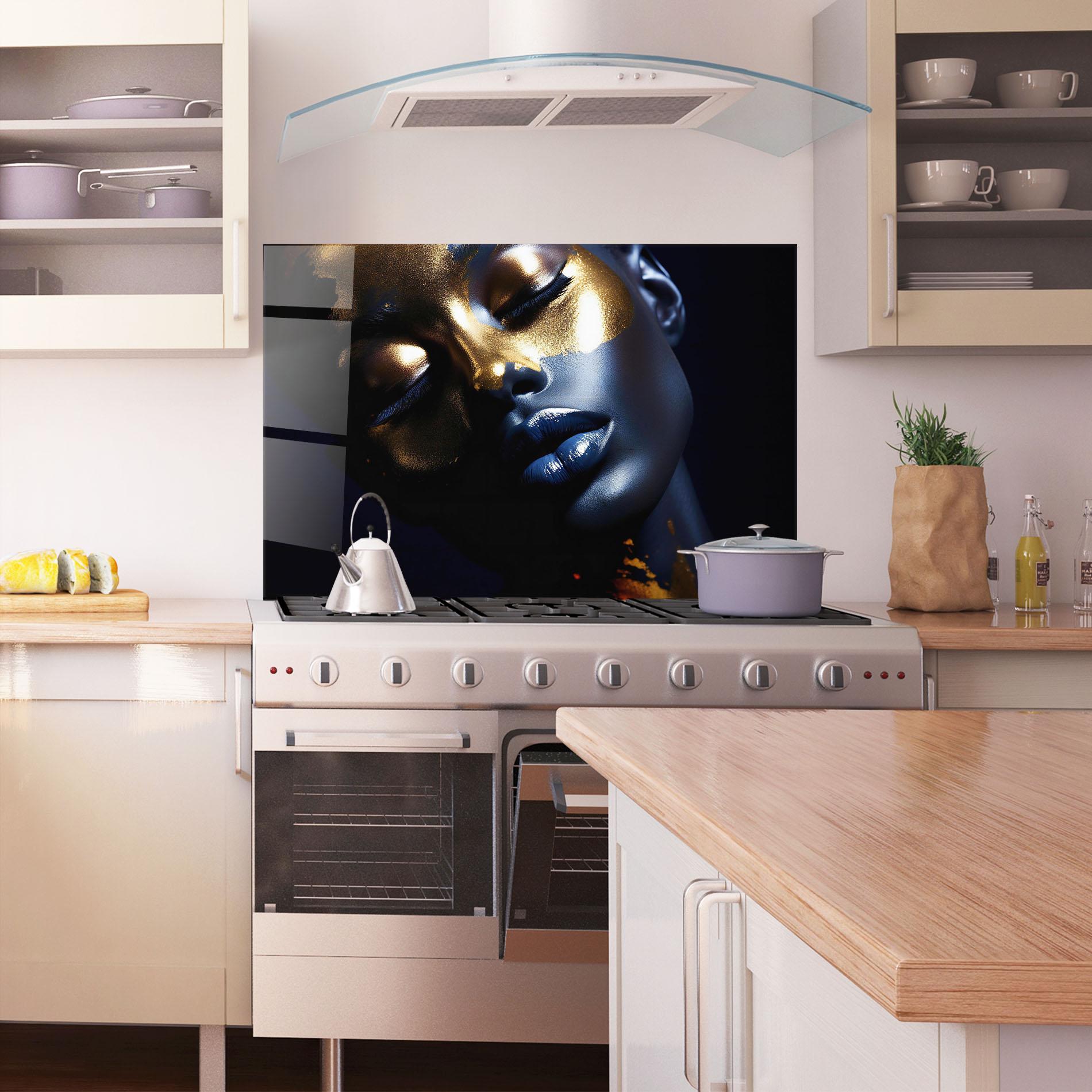 Konyhai üveg hátfal Pretty Gold Makeup mockup 1