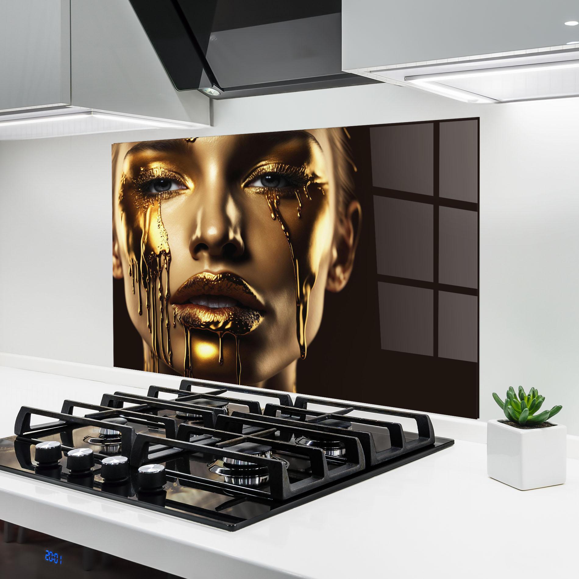 Konyhai üveg hátfal Gold Dripping Makeup mockup 6