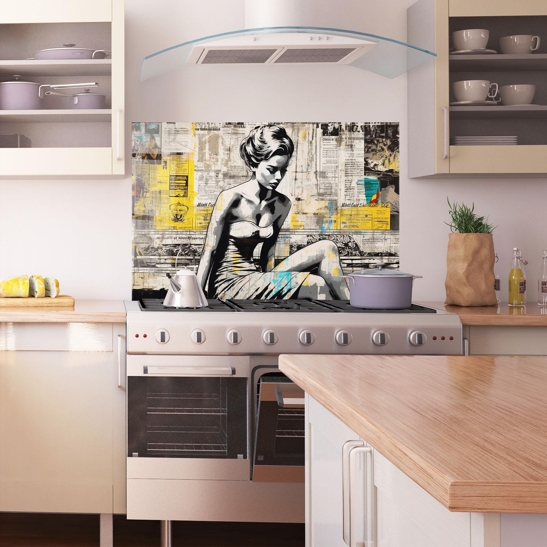 Konyhai üveg hátfal Newspaper Painting Girl mockup 1
