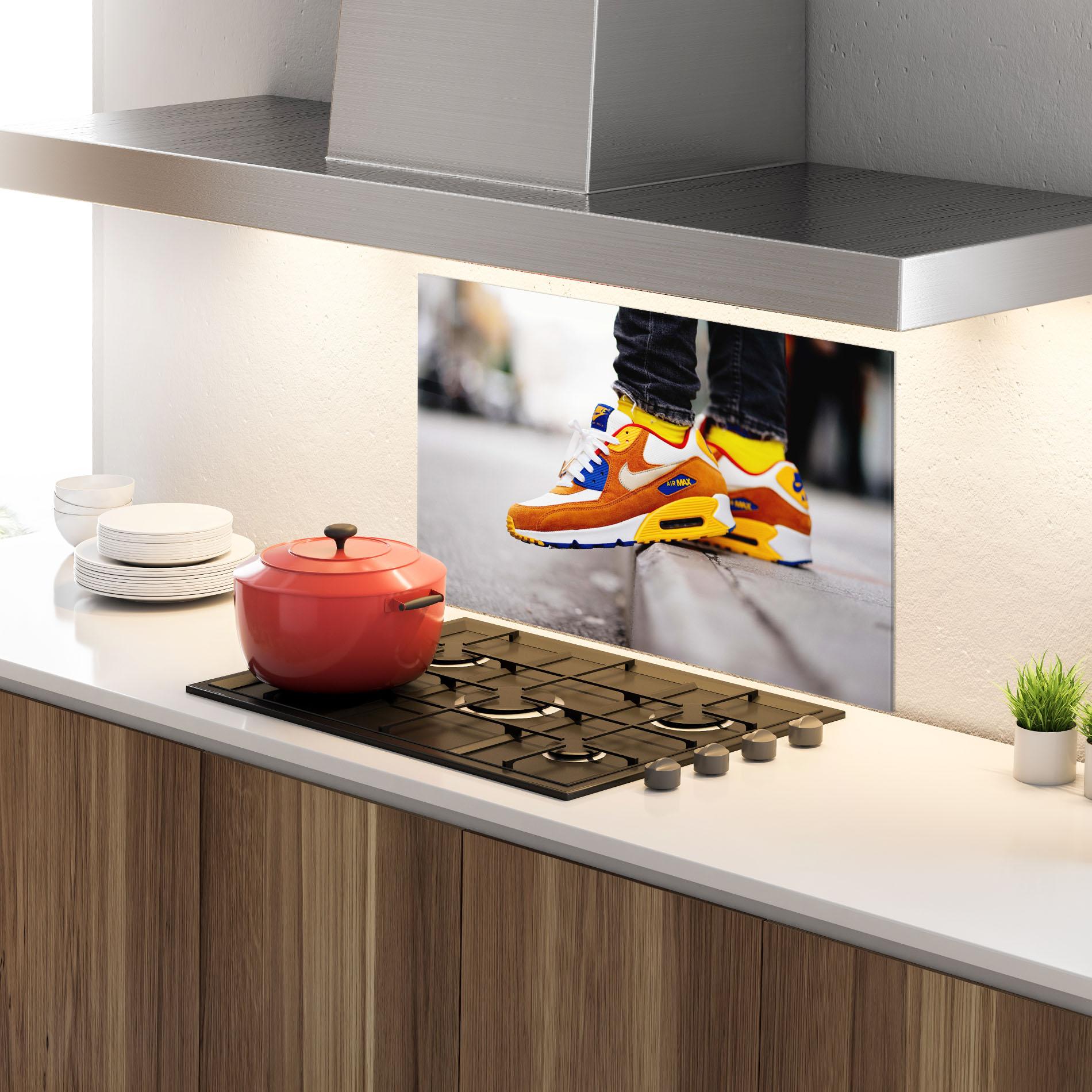 Konyhai üveg hátfal Nike Air Max Shoes mockup 4