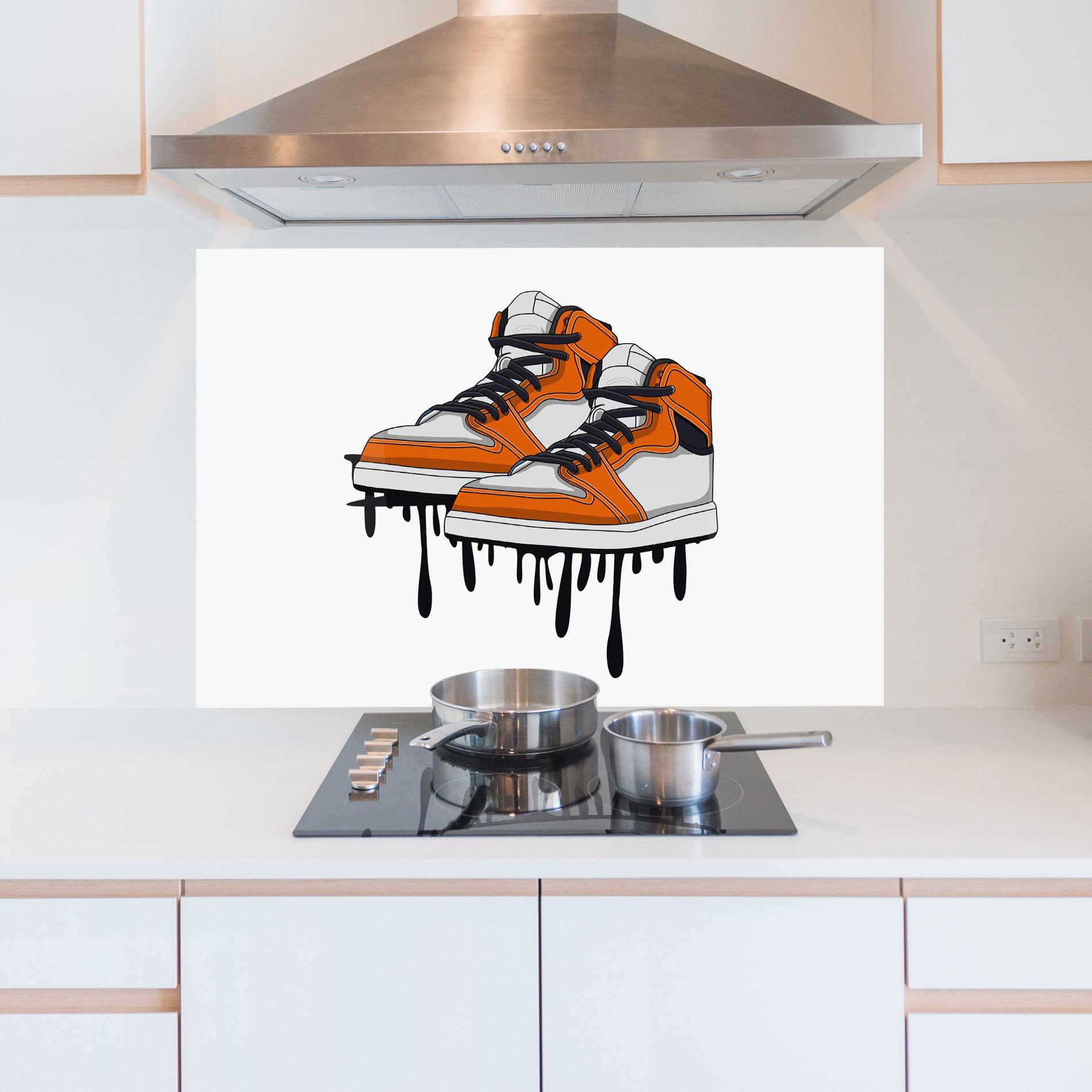 Konyhai üveg hátfal Black Liquid Shoe mockup 5