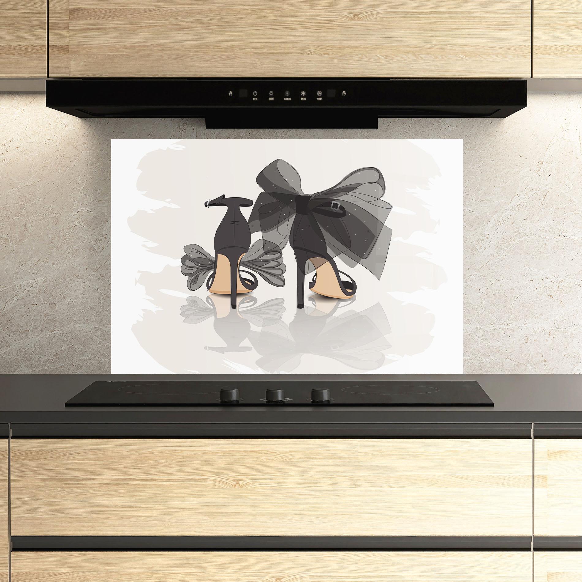 Konyhai üveg hátfal Black Bow Heels mockup 3