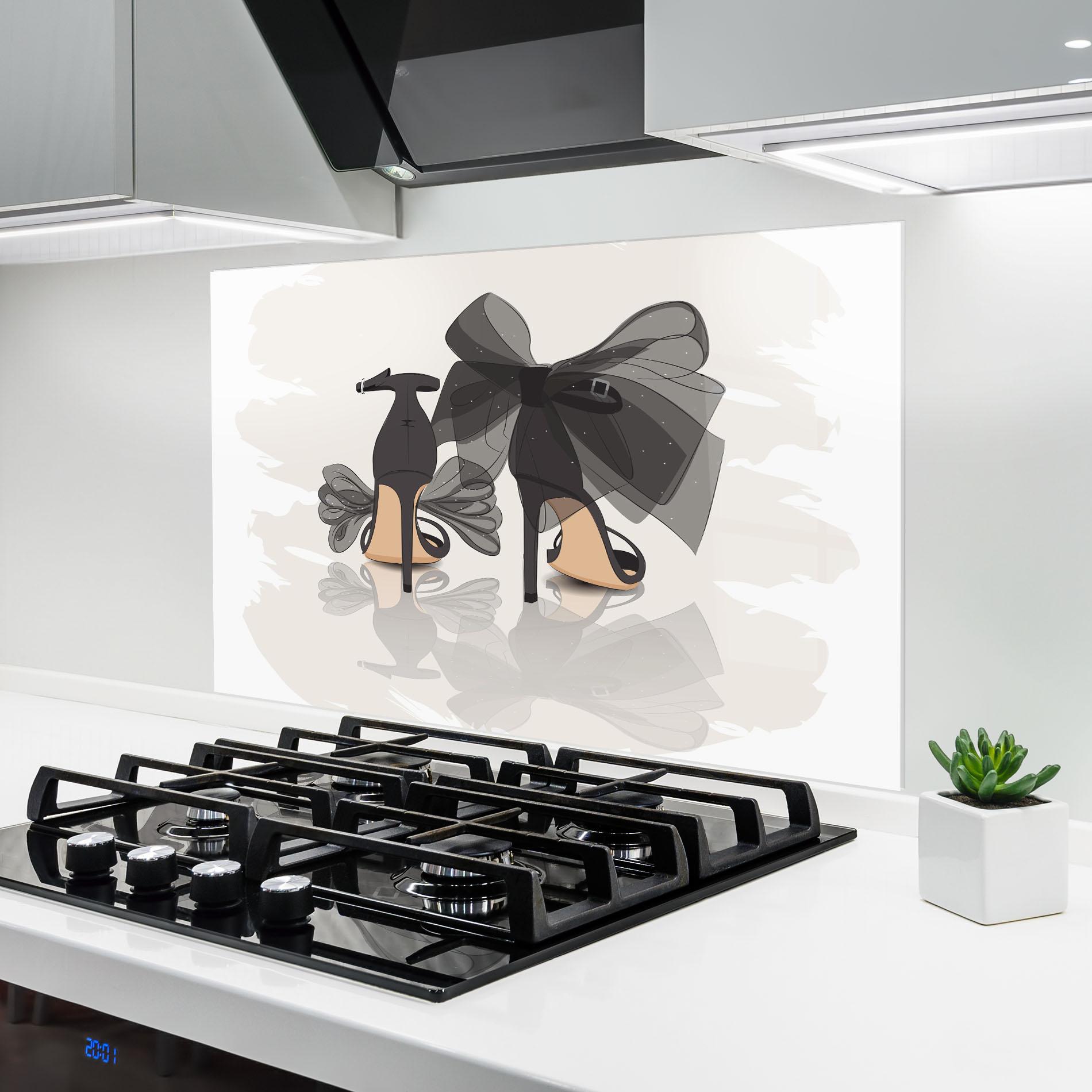 Konyhai üveg hátfal Black Bow Heels mockup 6