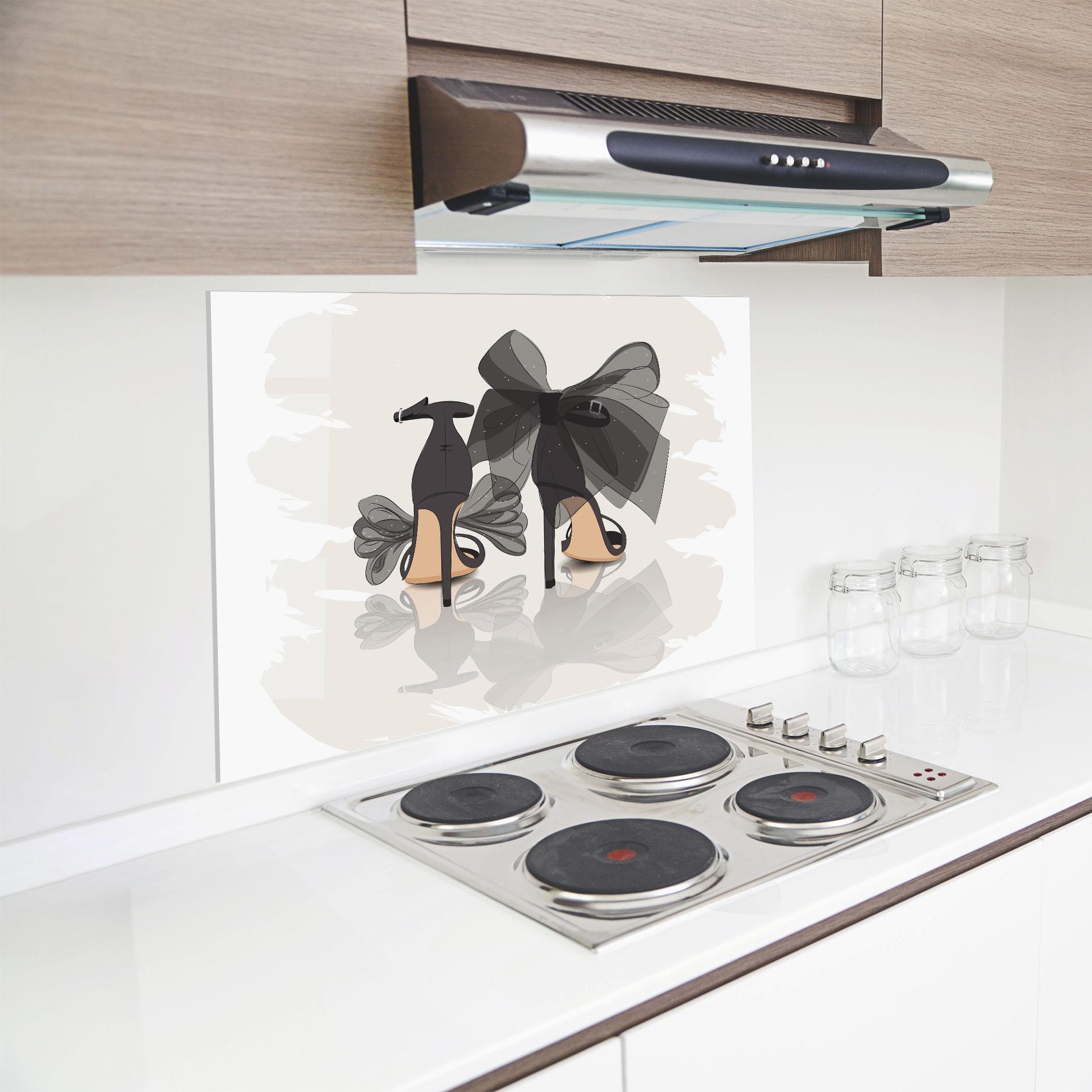 Konyhai üveg hátfal Black Bow Heels mockup 8