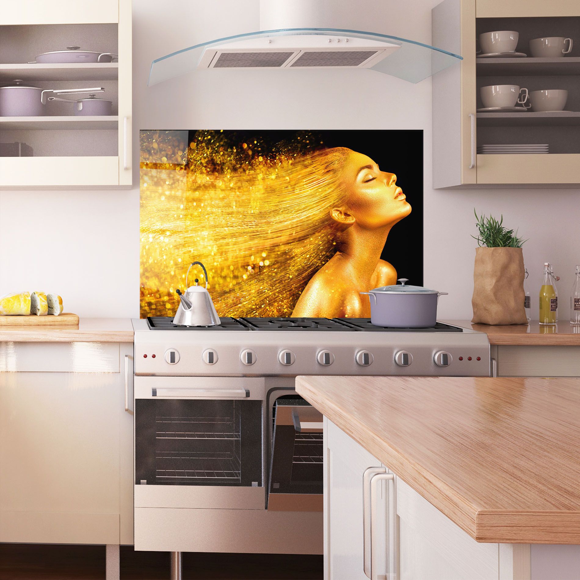 Golden Girl mockup 1